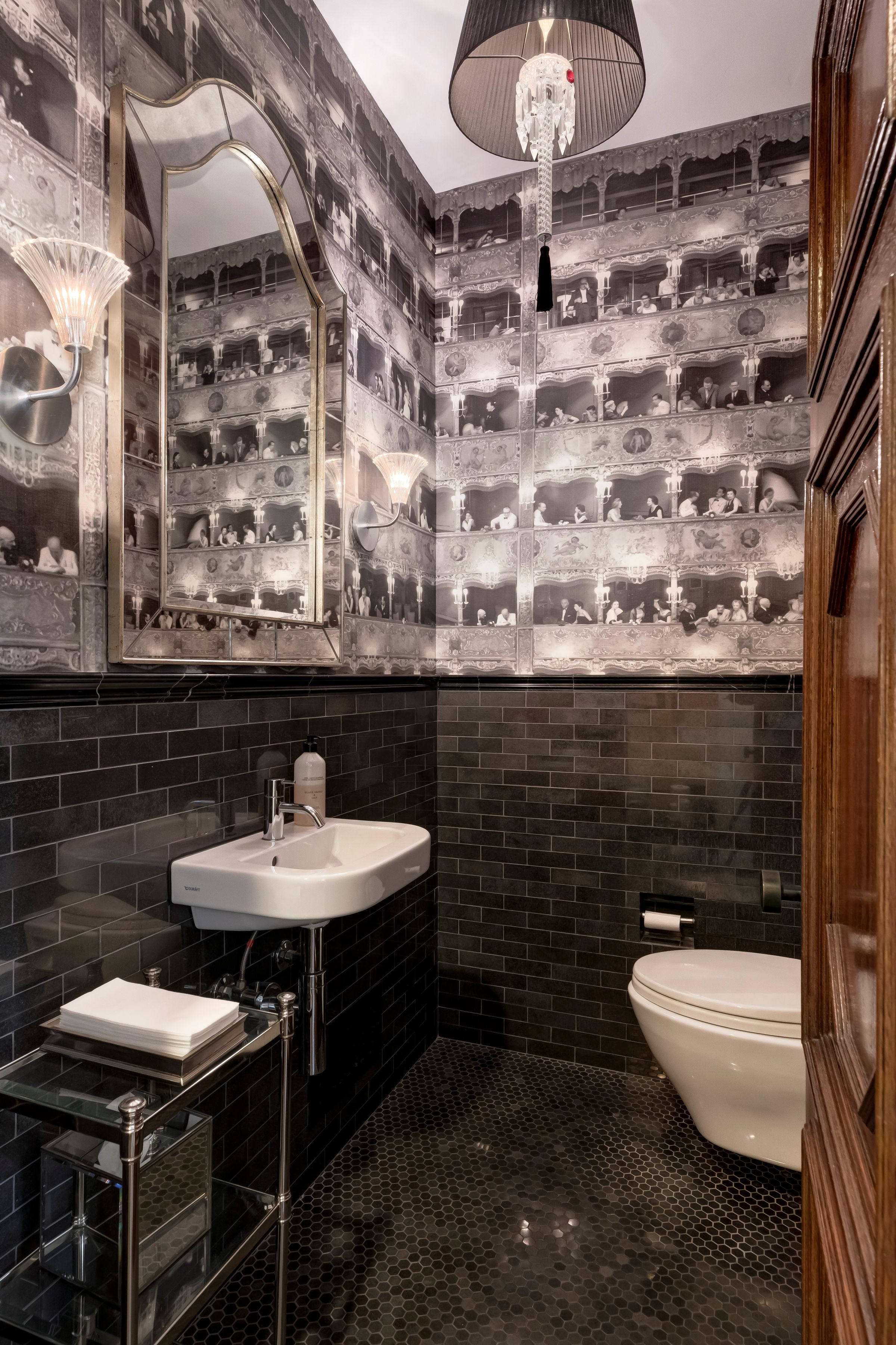 10778 Weyburn Avenue