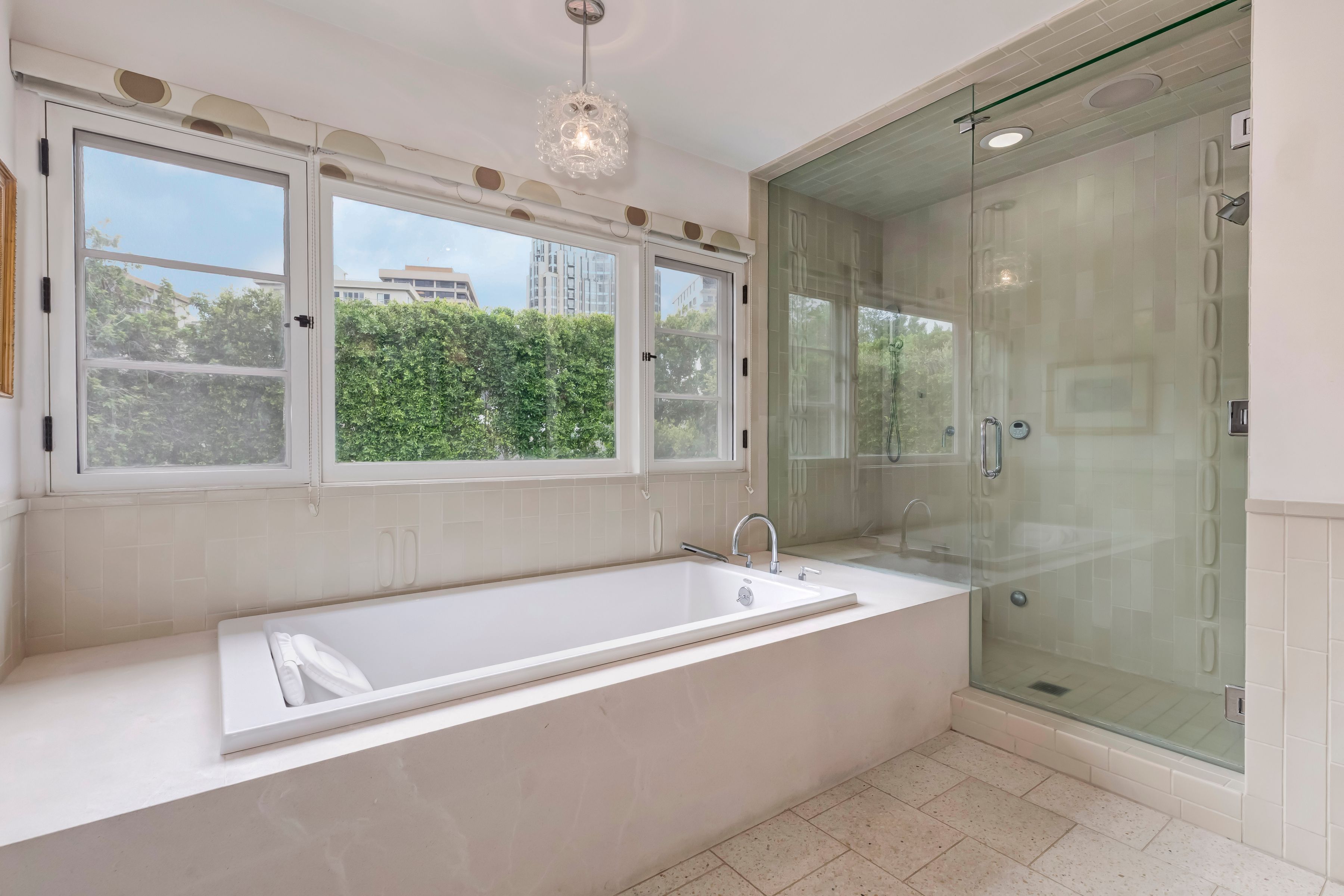 10778 Weyburn Avenue