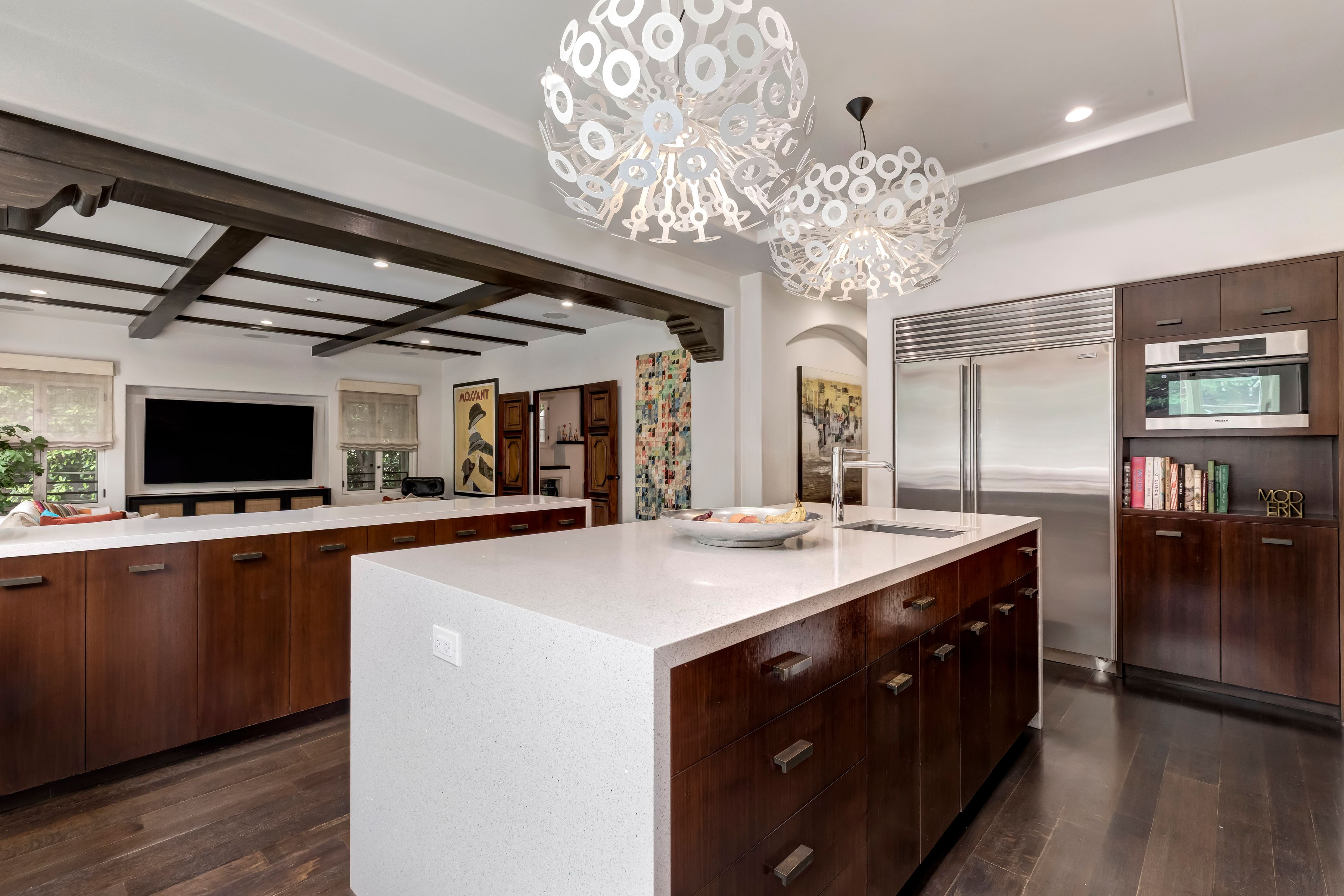 10778 Weyburn Avenue