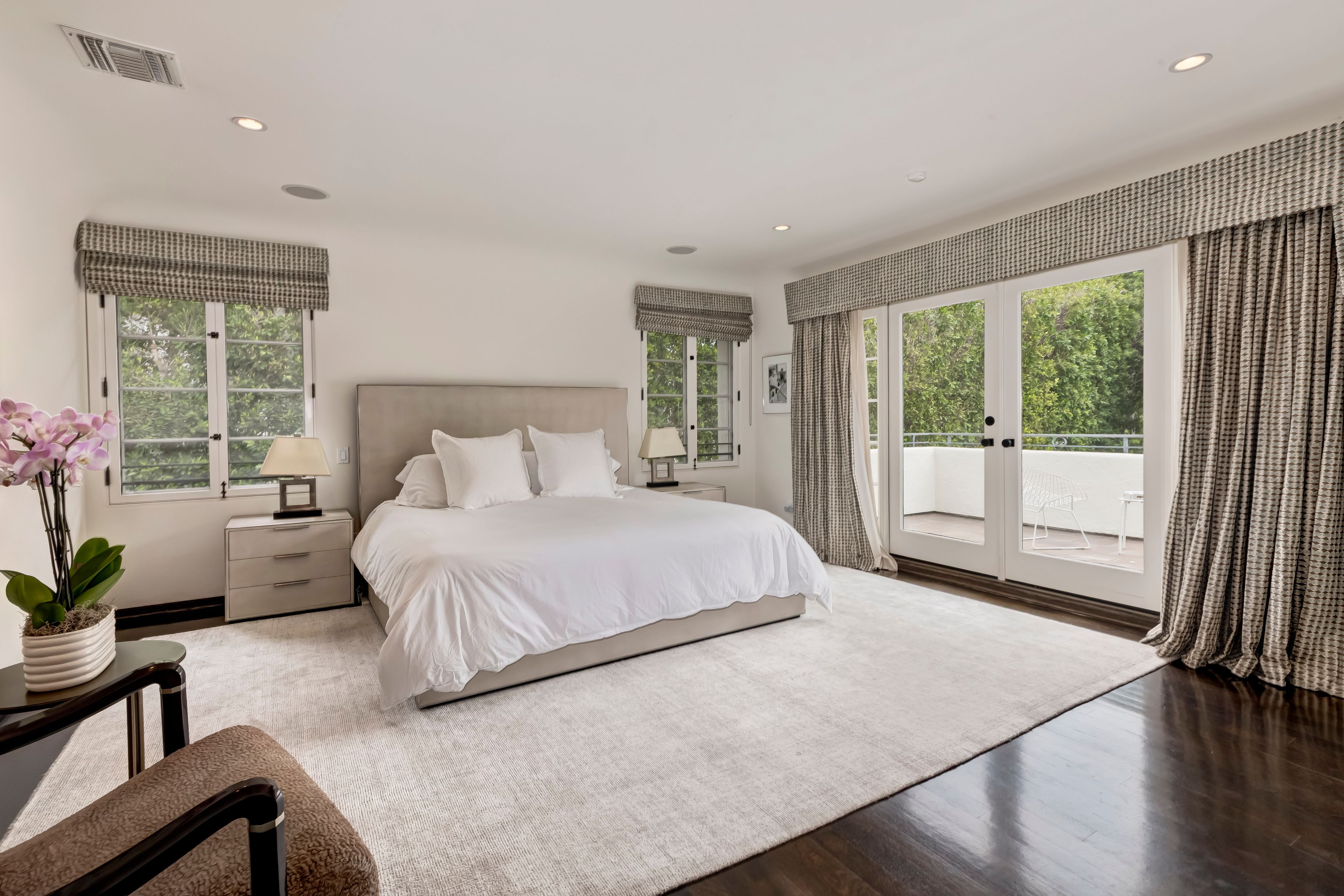 10778 Weyburn Avenue