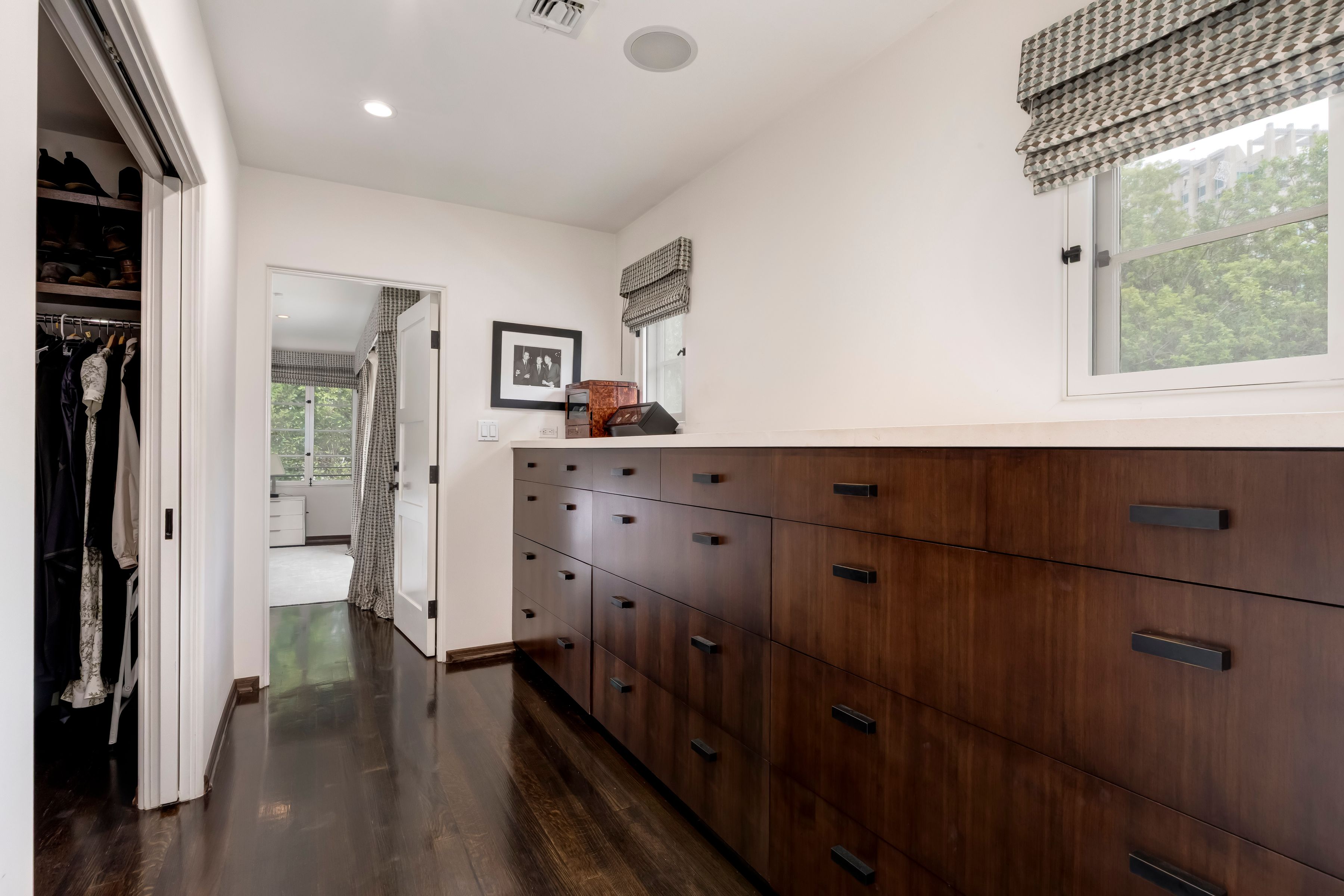 10778 Weyburn Avenue