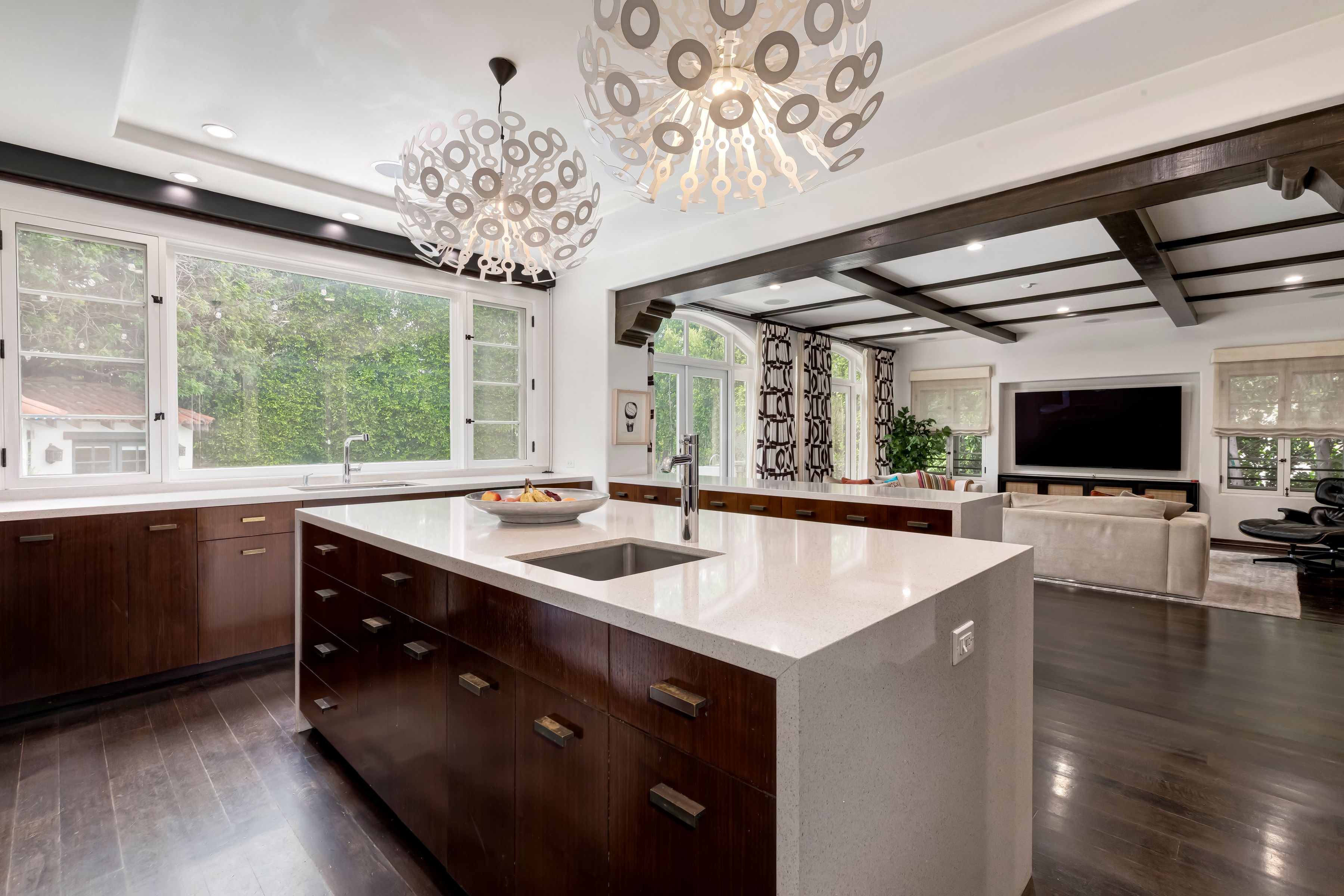 10778 Weyburn Avenue