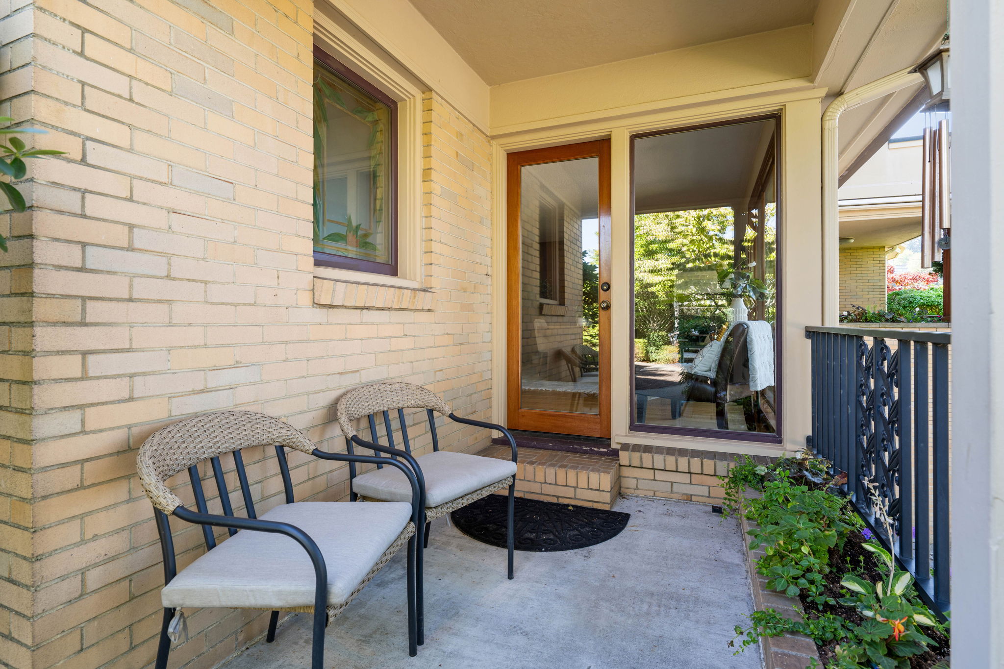 1224 N Tacoma Ave 