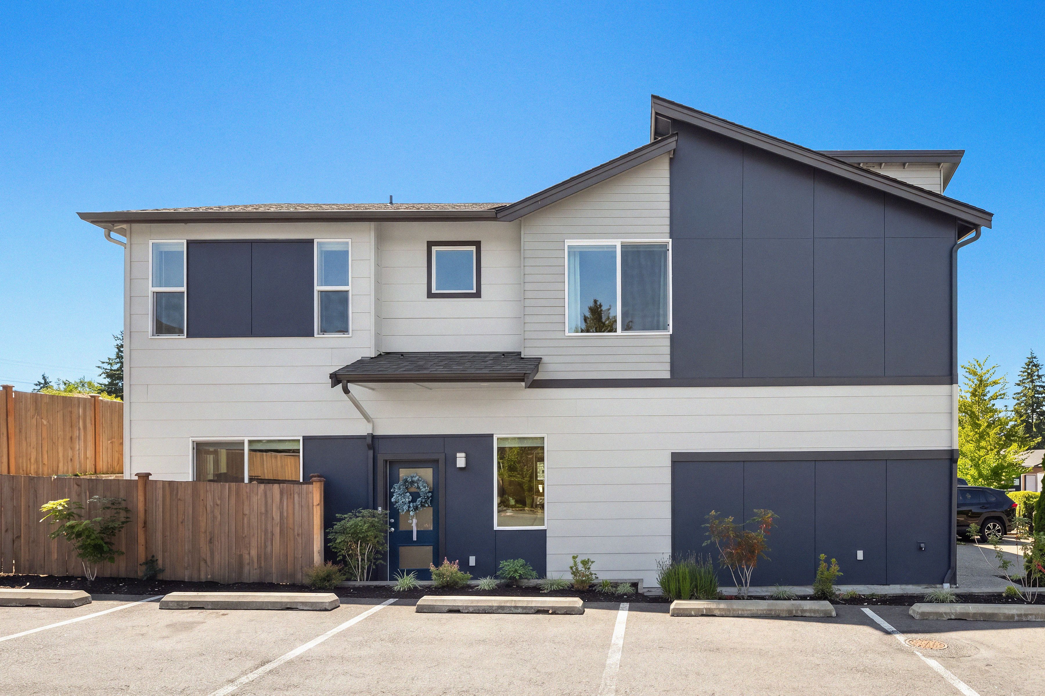 4902 Courtyard Lane B1 