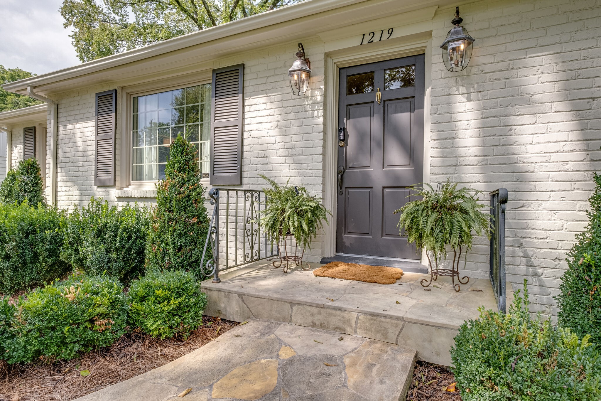1219 Nichol Lane 