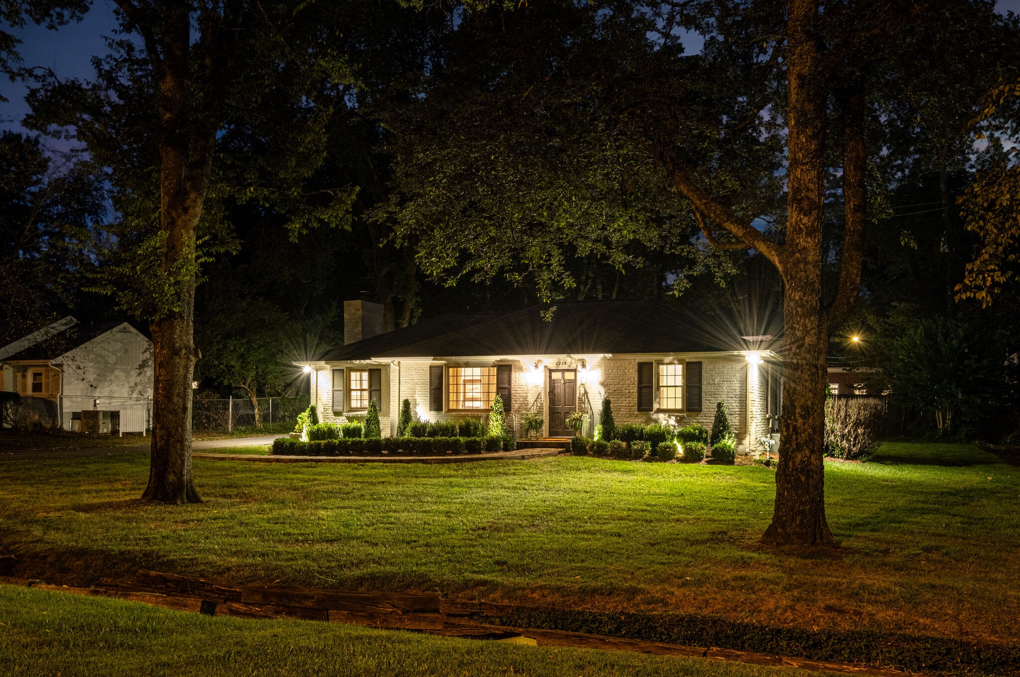 1219 Nichol Lane 