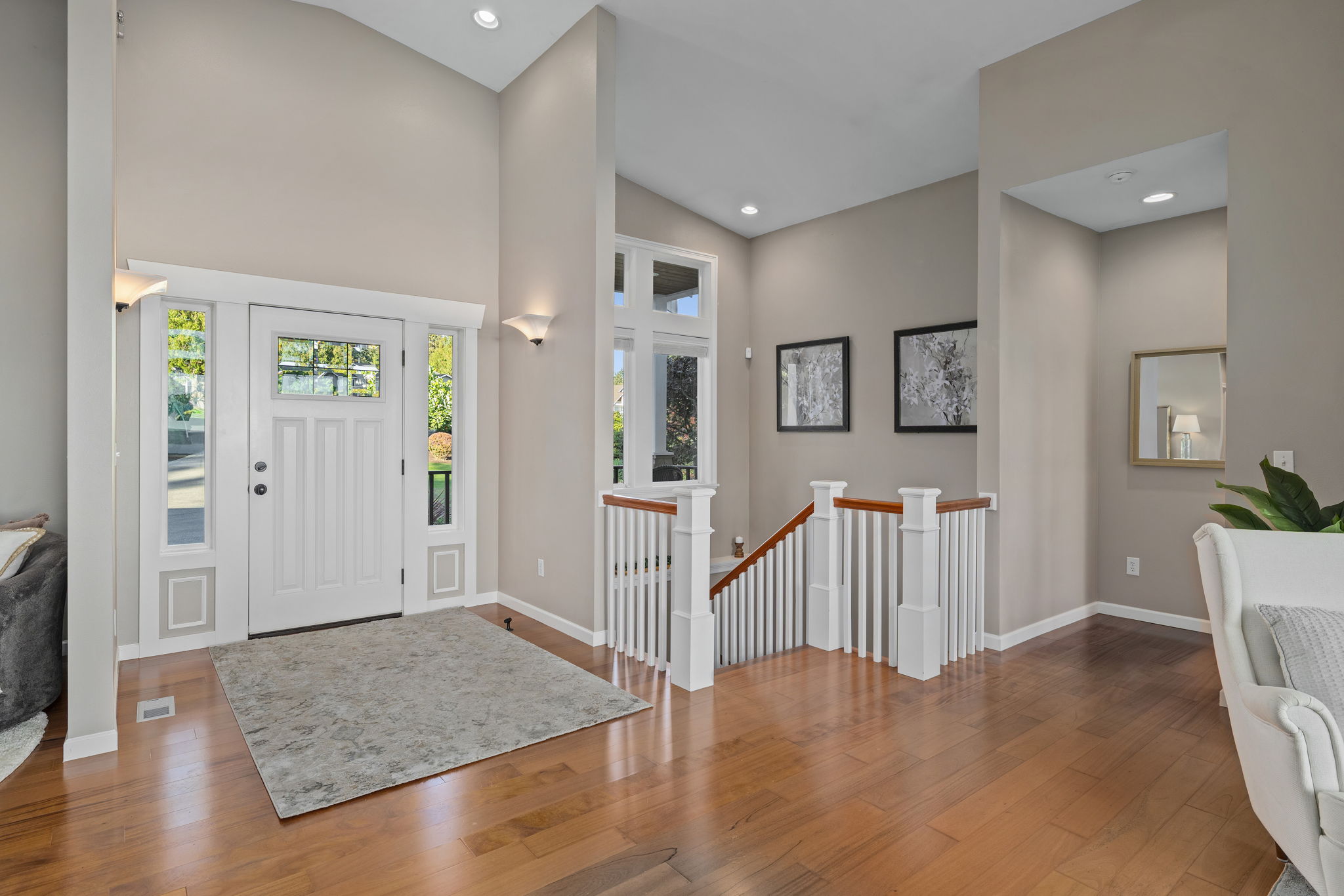 10506 122nd St NW 