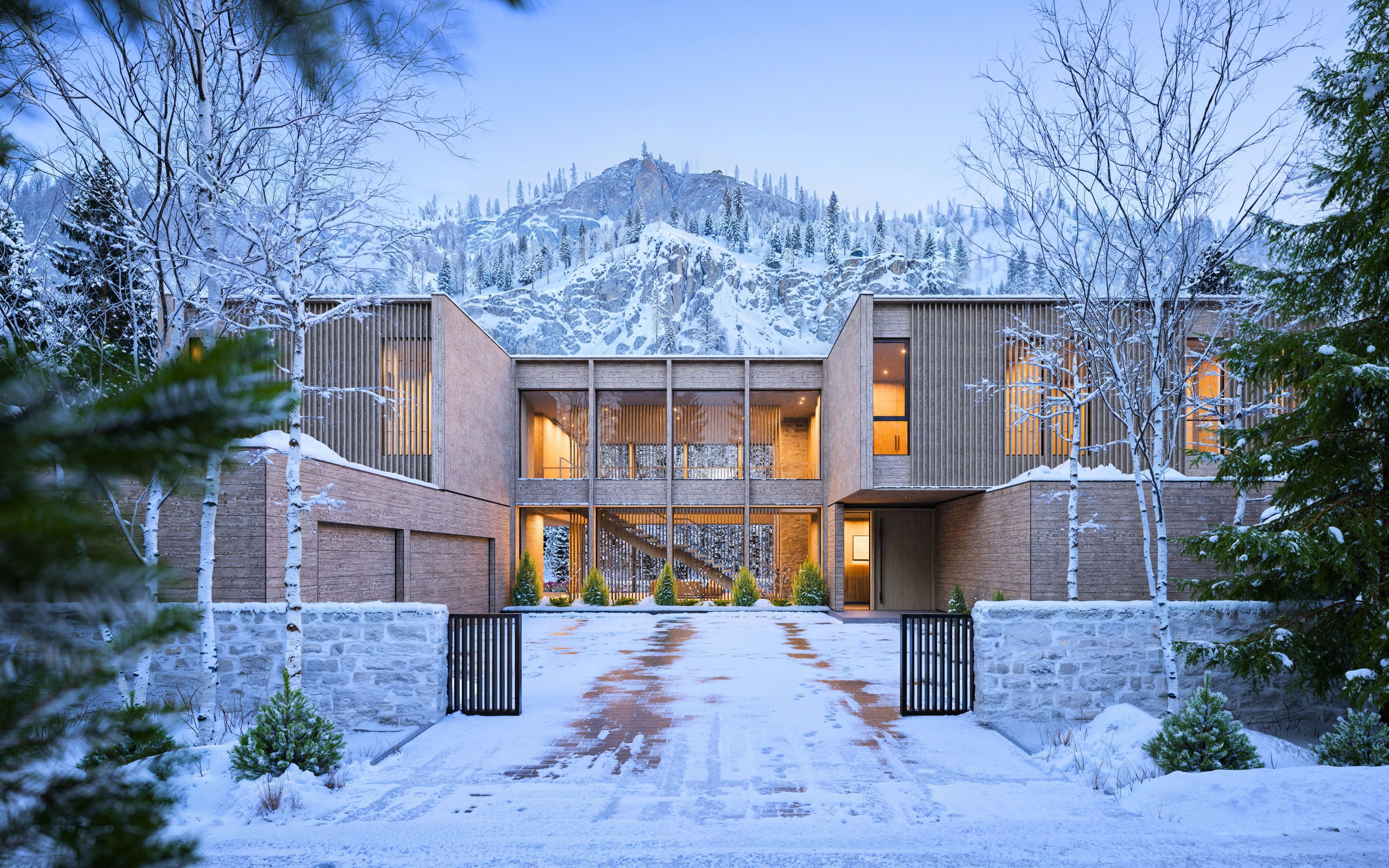 450 Wood River Drive