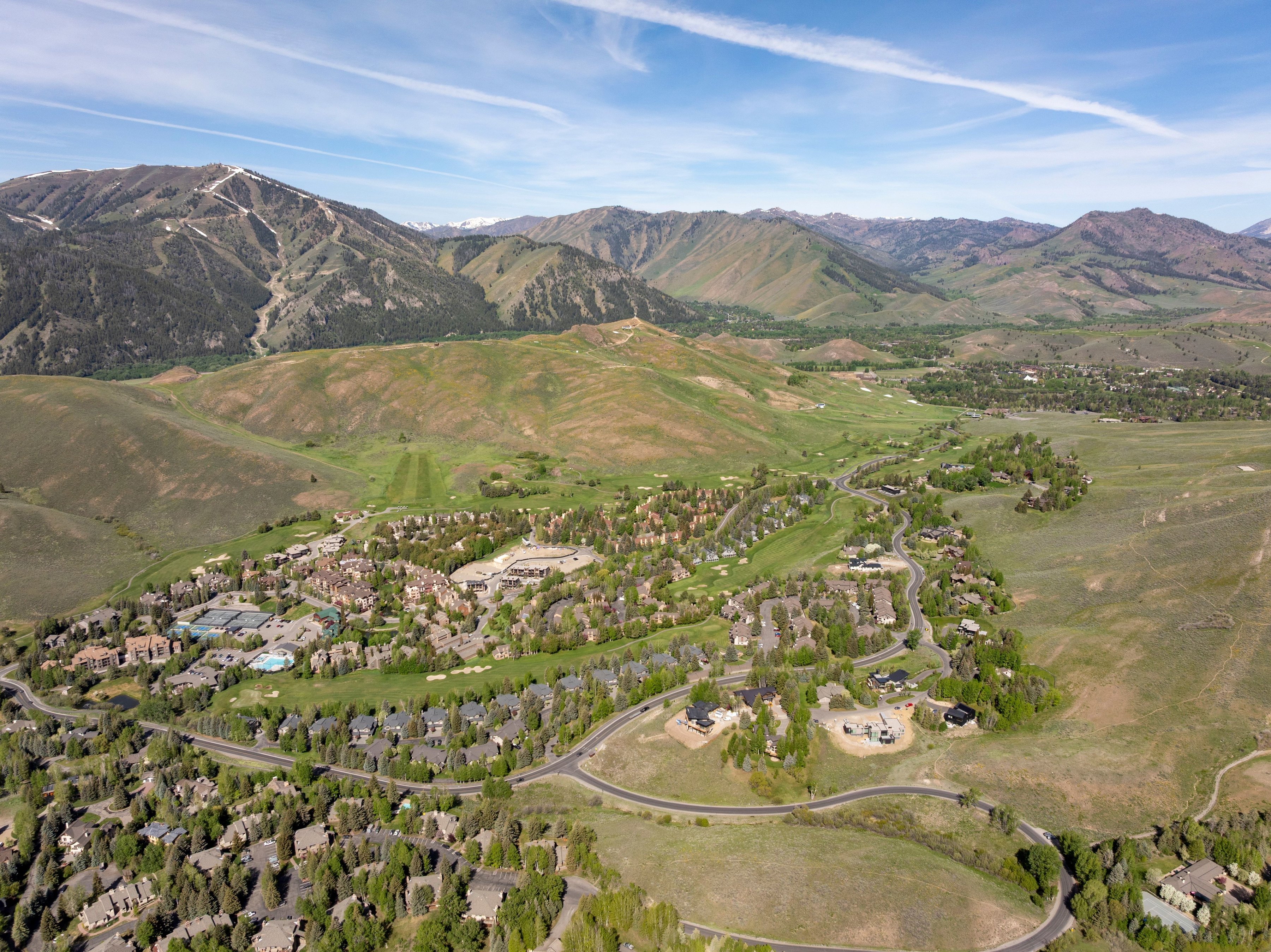4007 & 4008 Bluff Condo Drive
