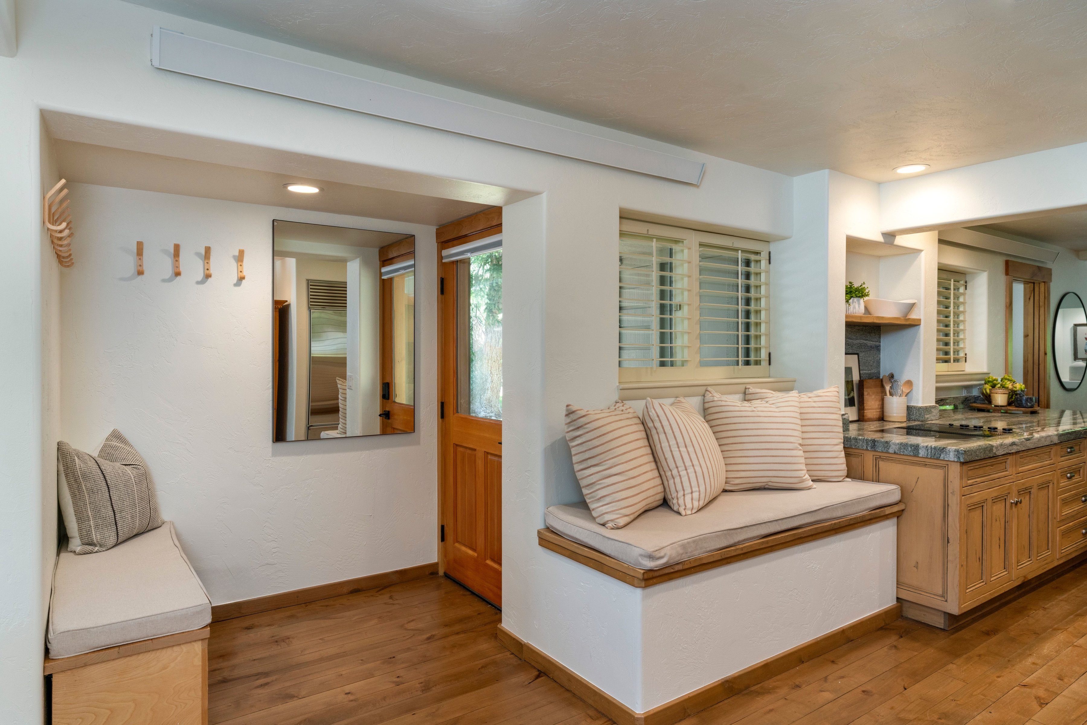 4007 & 4008 Bluff Condo Drive