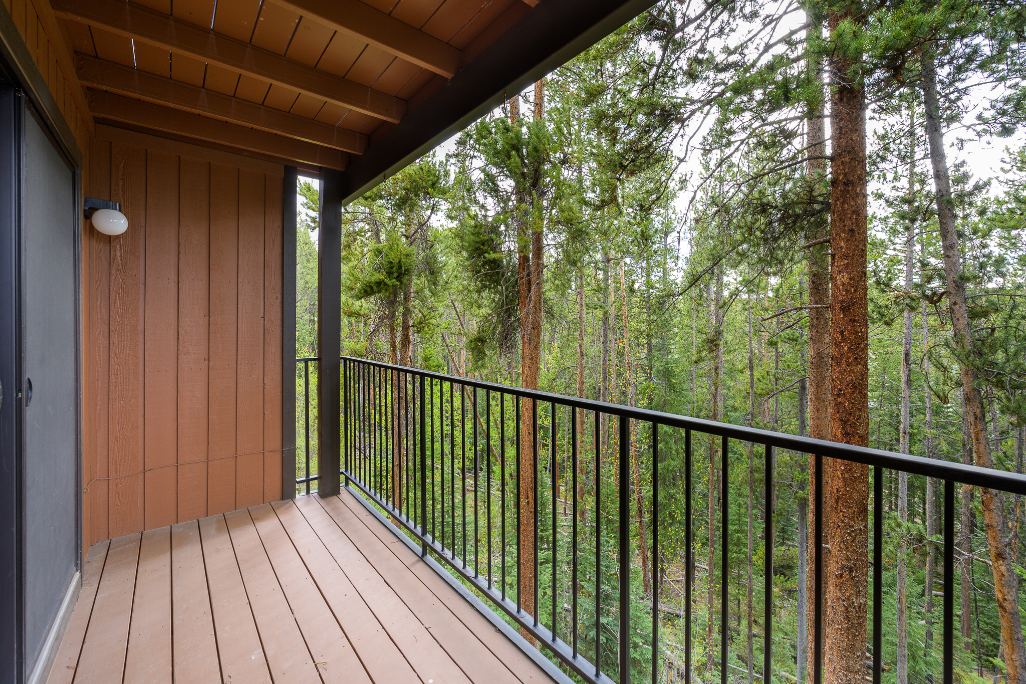 195 GCR 702 #2-204 