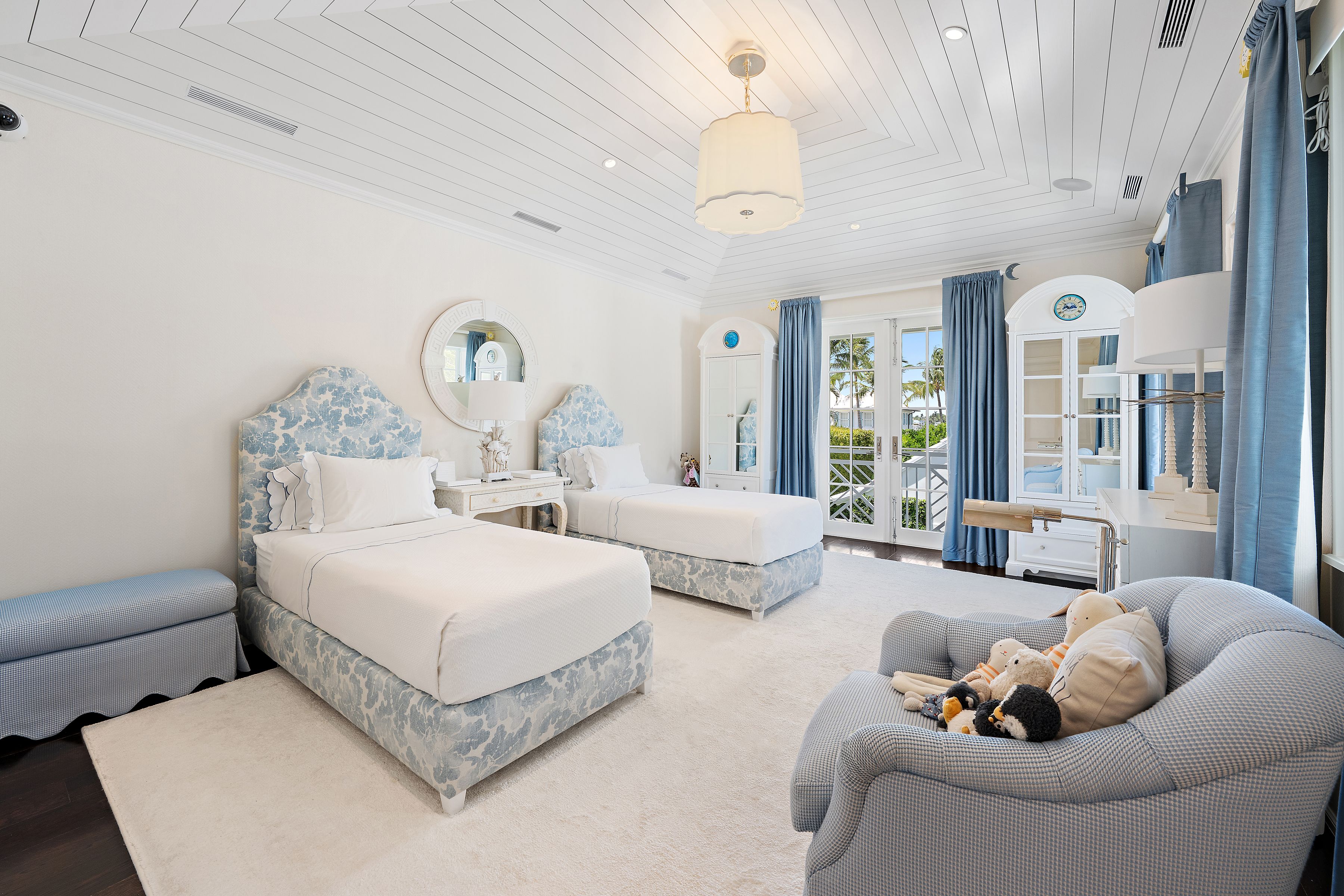 608 Island Drive