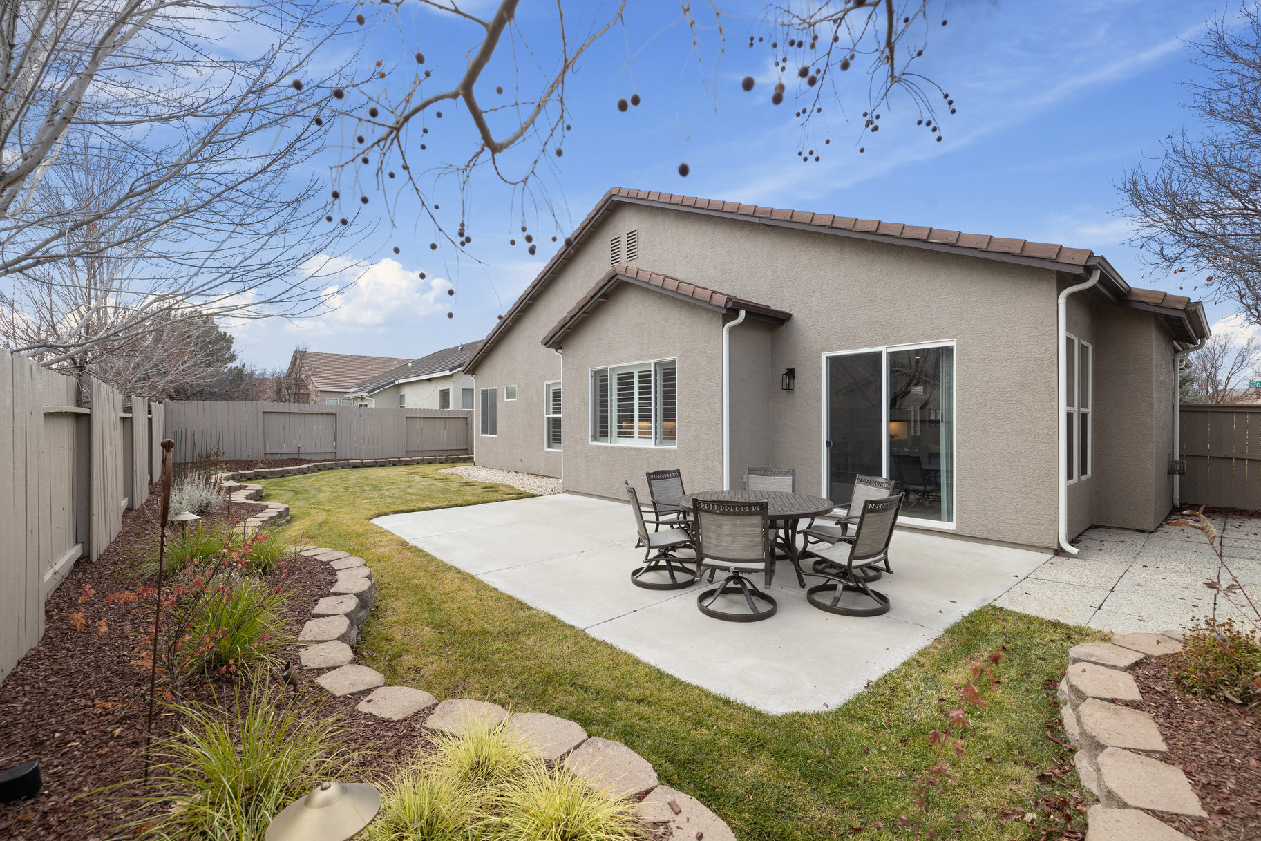1290 El Monte Ct 