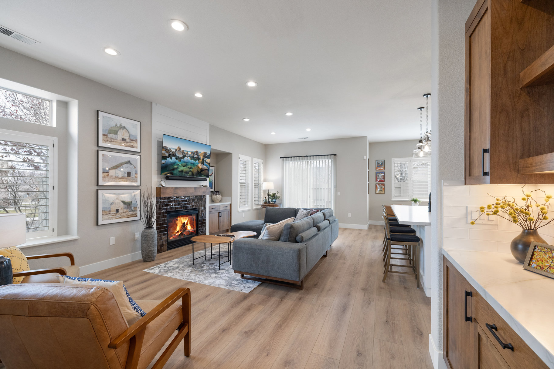 1290 El Monte Ct 