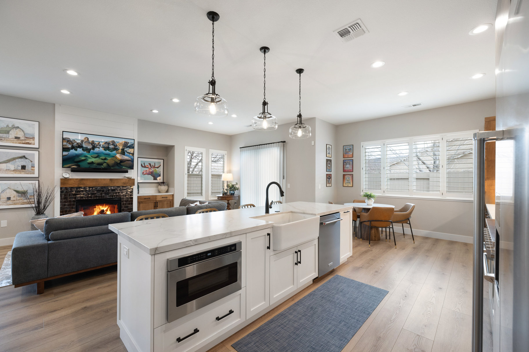 1290 El Monte Ct 