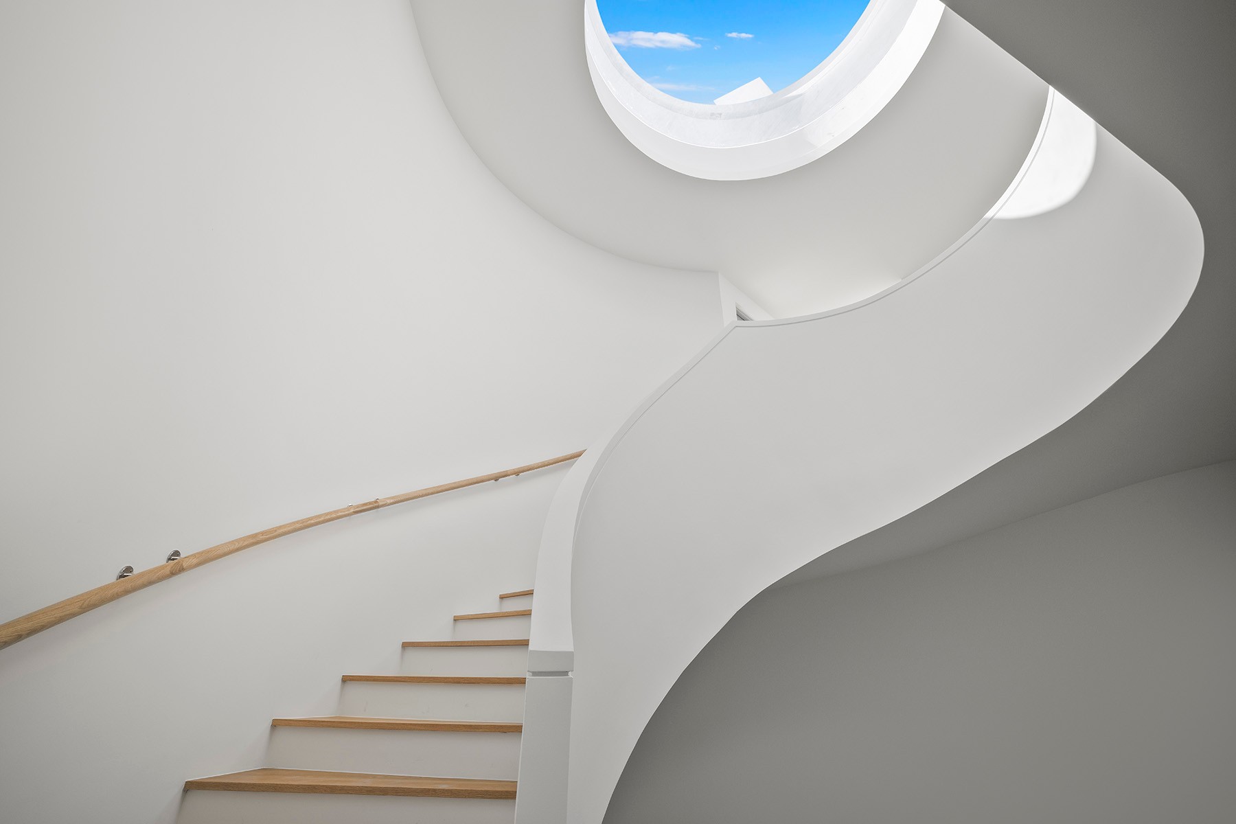 Oceanview 5-BDR Summit Estate 9