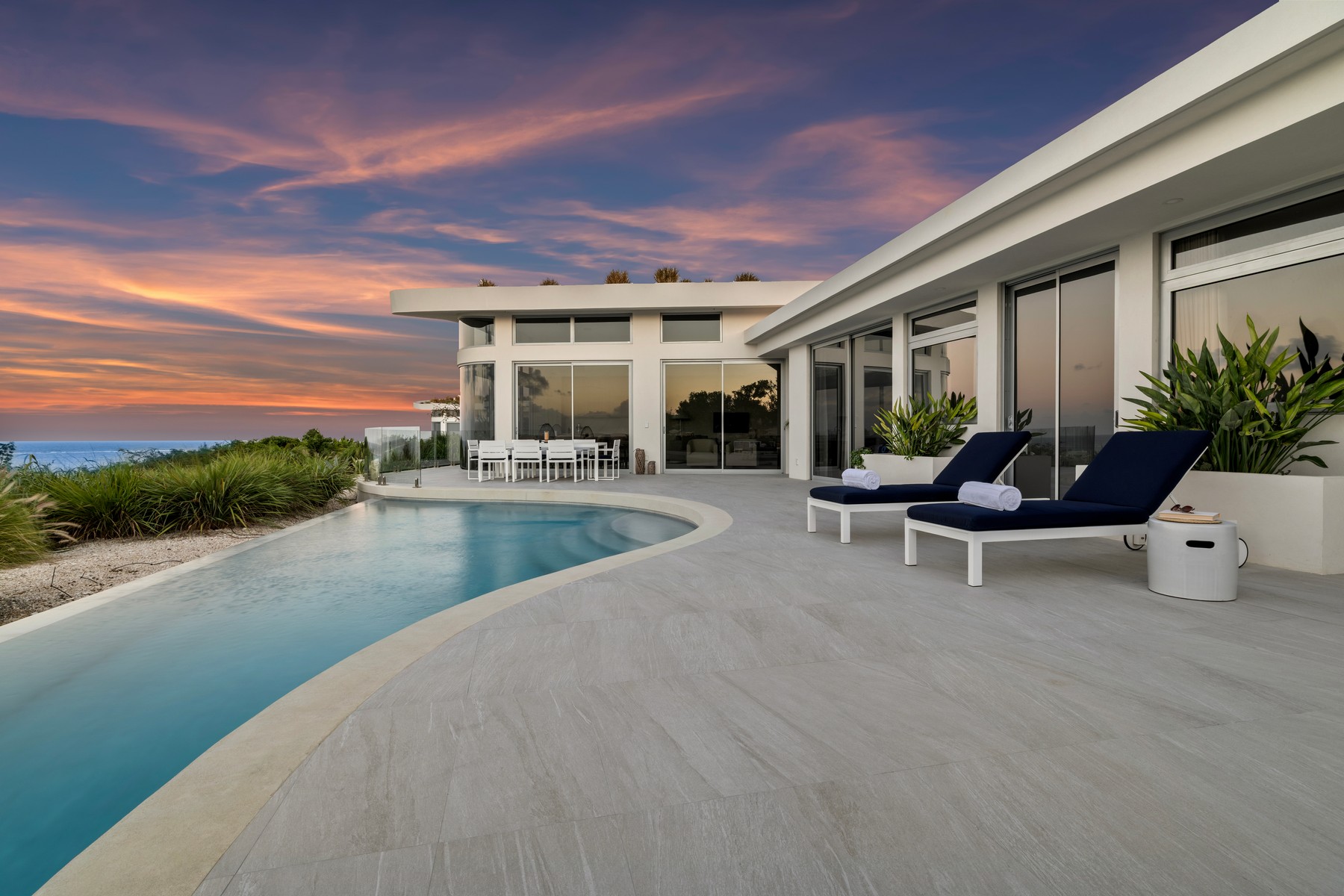 Oceanview 5-BDR Summit Estate 9