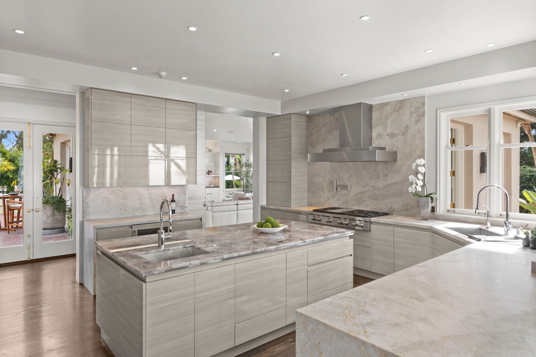 1515 El Camino Del Teatro 