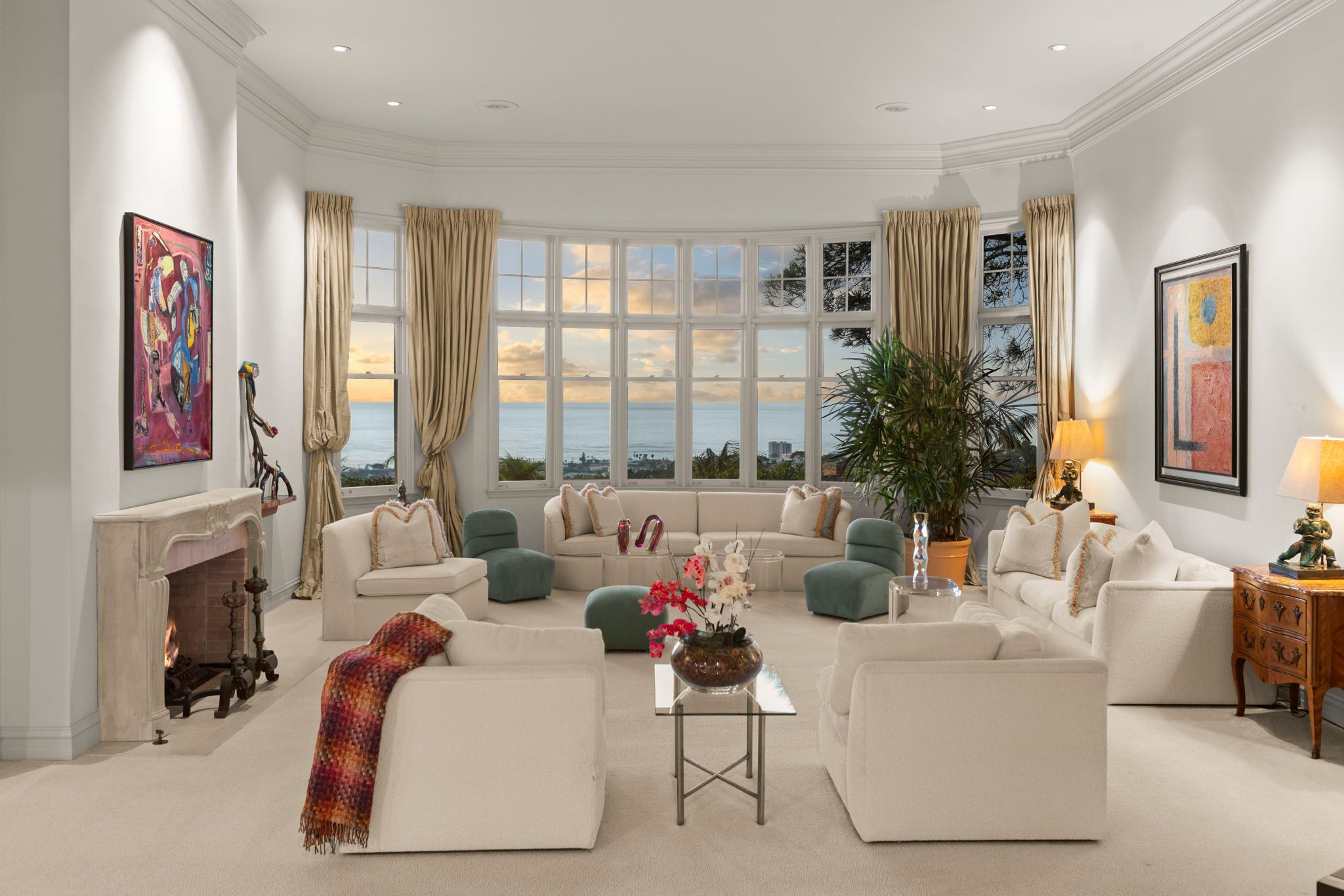 1515 El Camino Del Teatro 