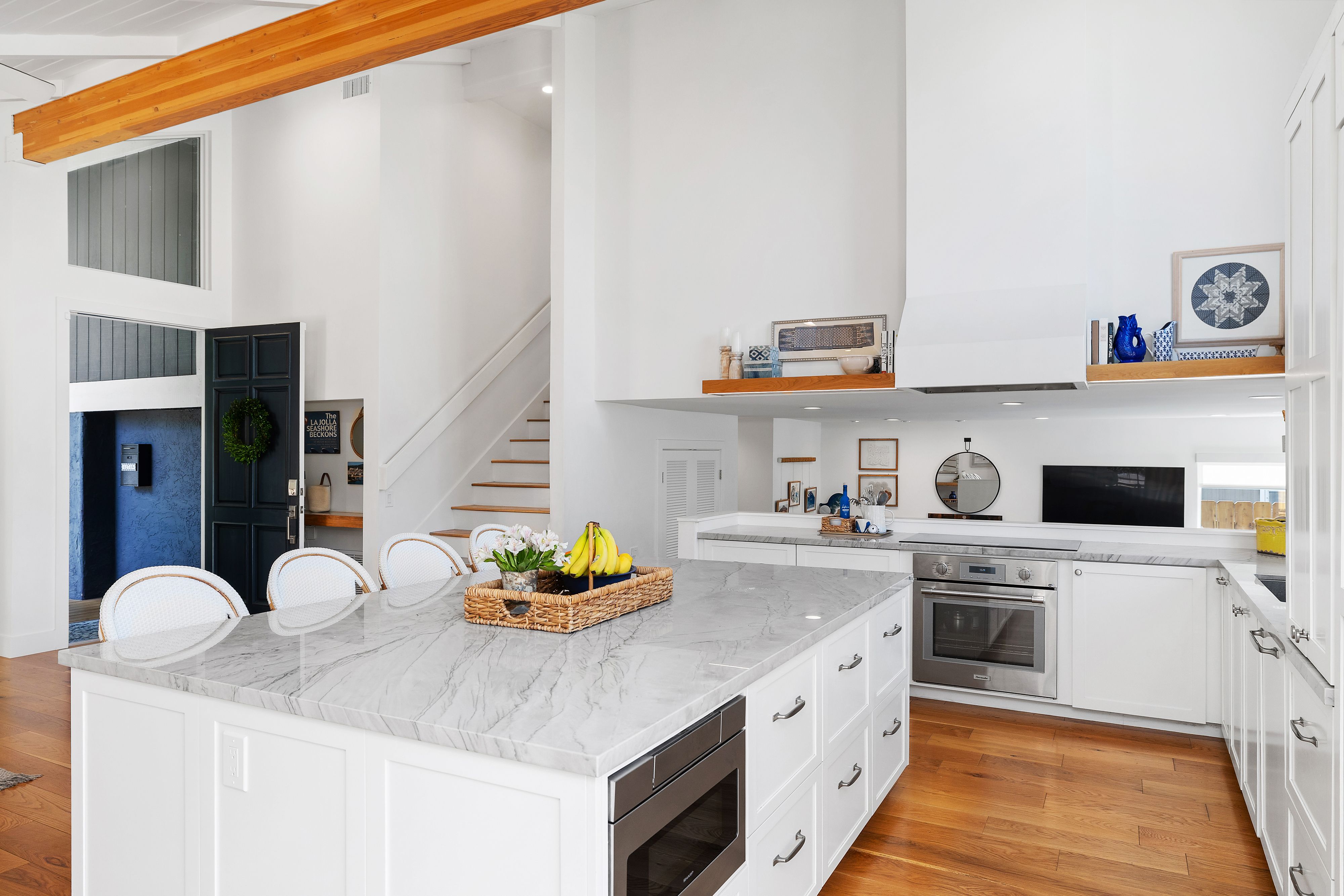 8238 Paseo Del Ocaso 