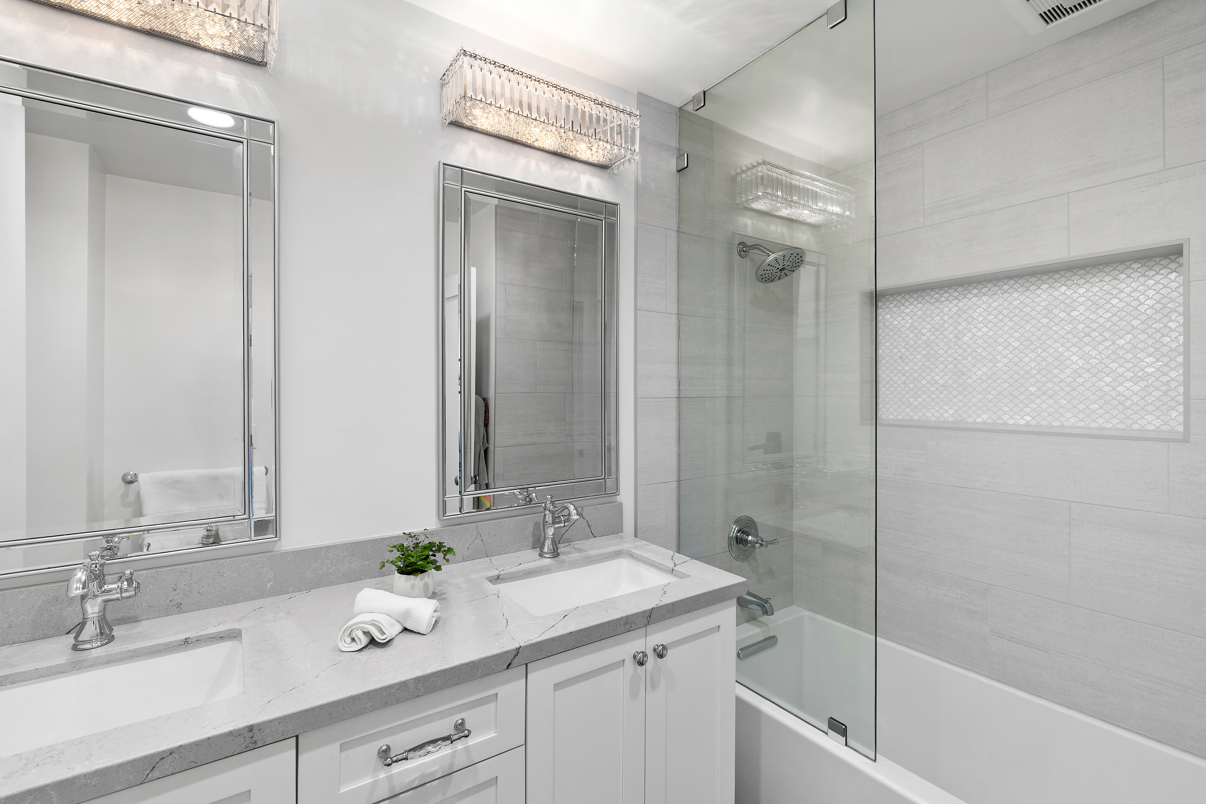 8238 Paseo Del Ocaso 