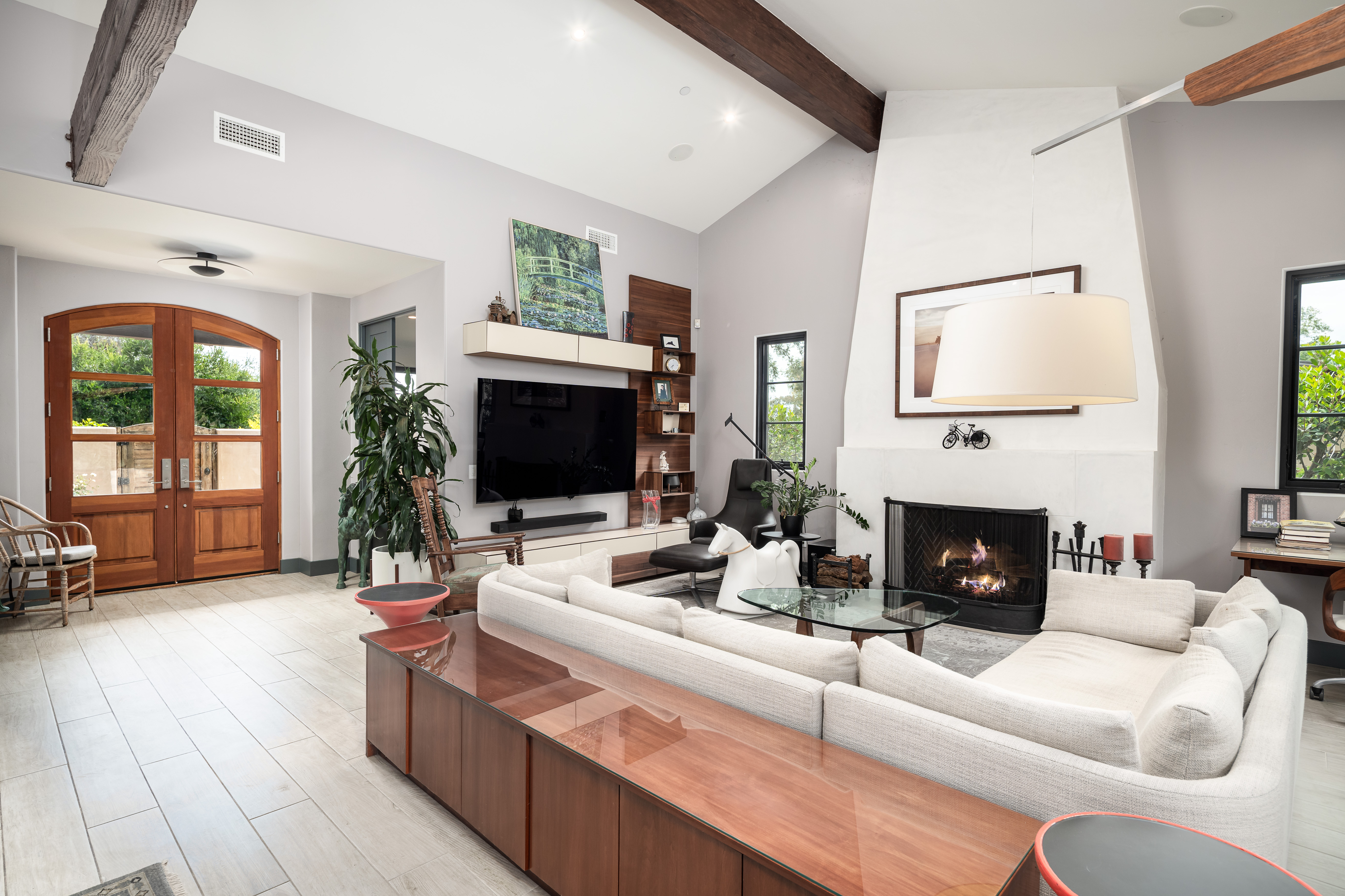 6154 Camino Selva 