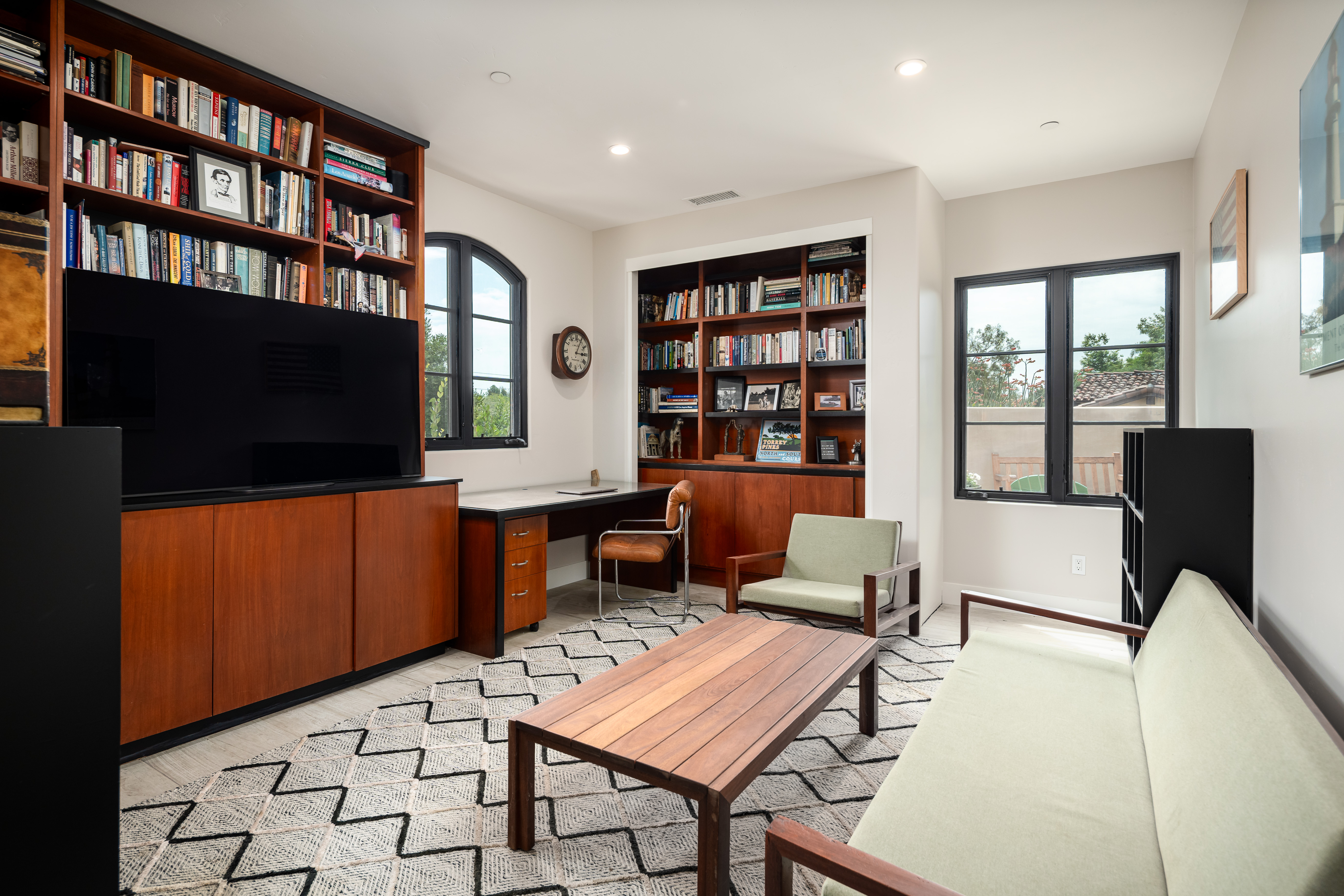 6154 Camino Selva 