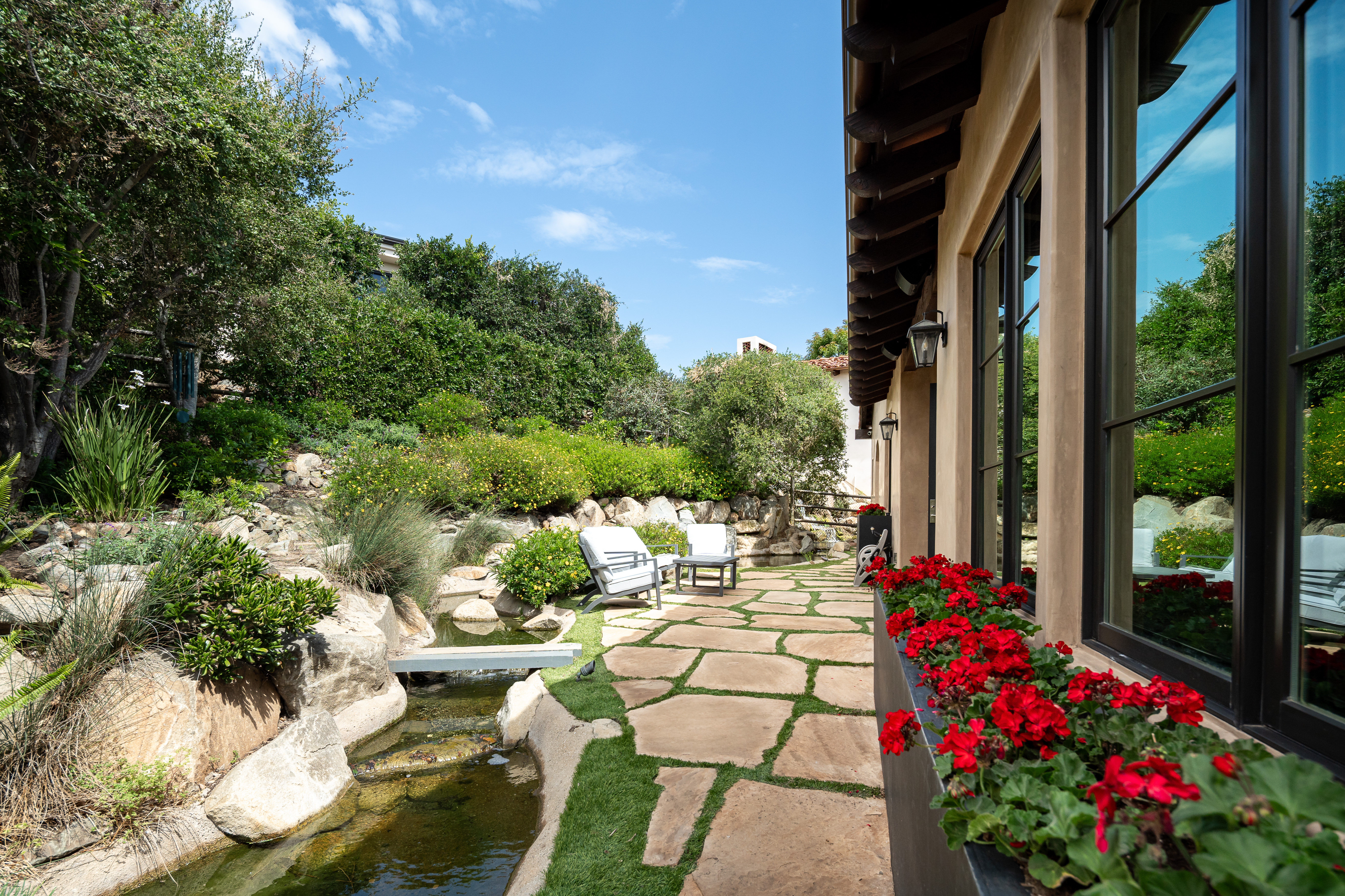 6154 Camino Selva 
