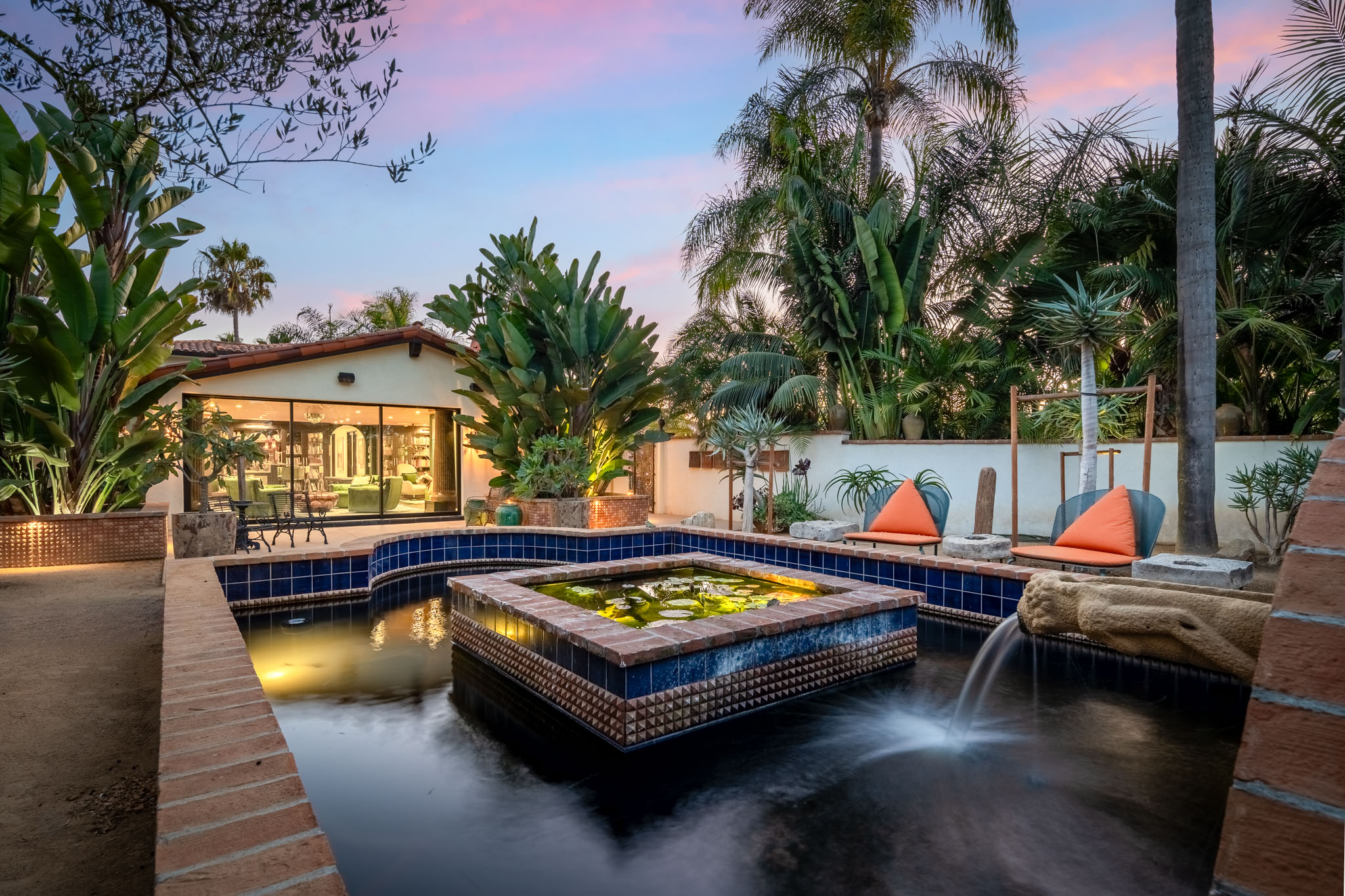 18245 Paseo Victoria 