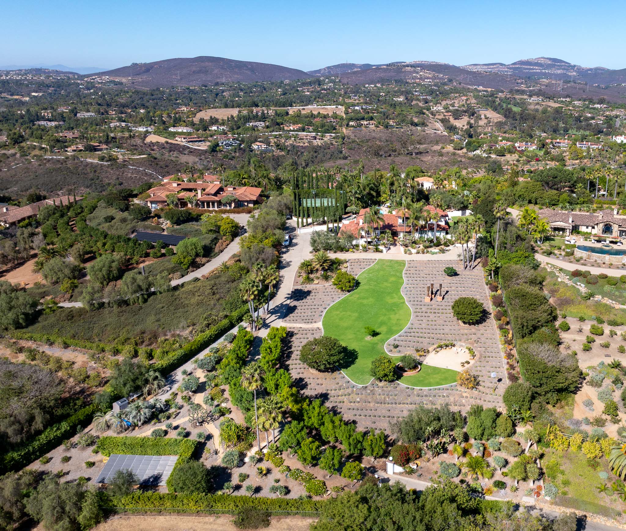18245 Paseo Victoria 