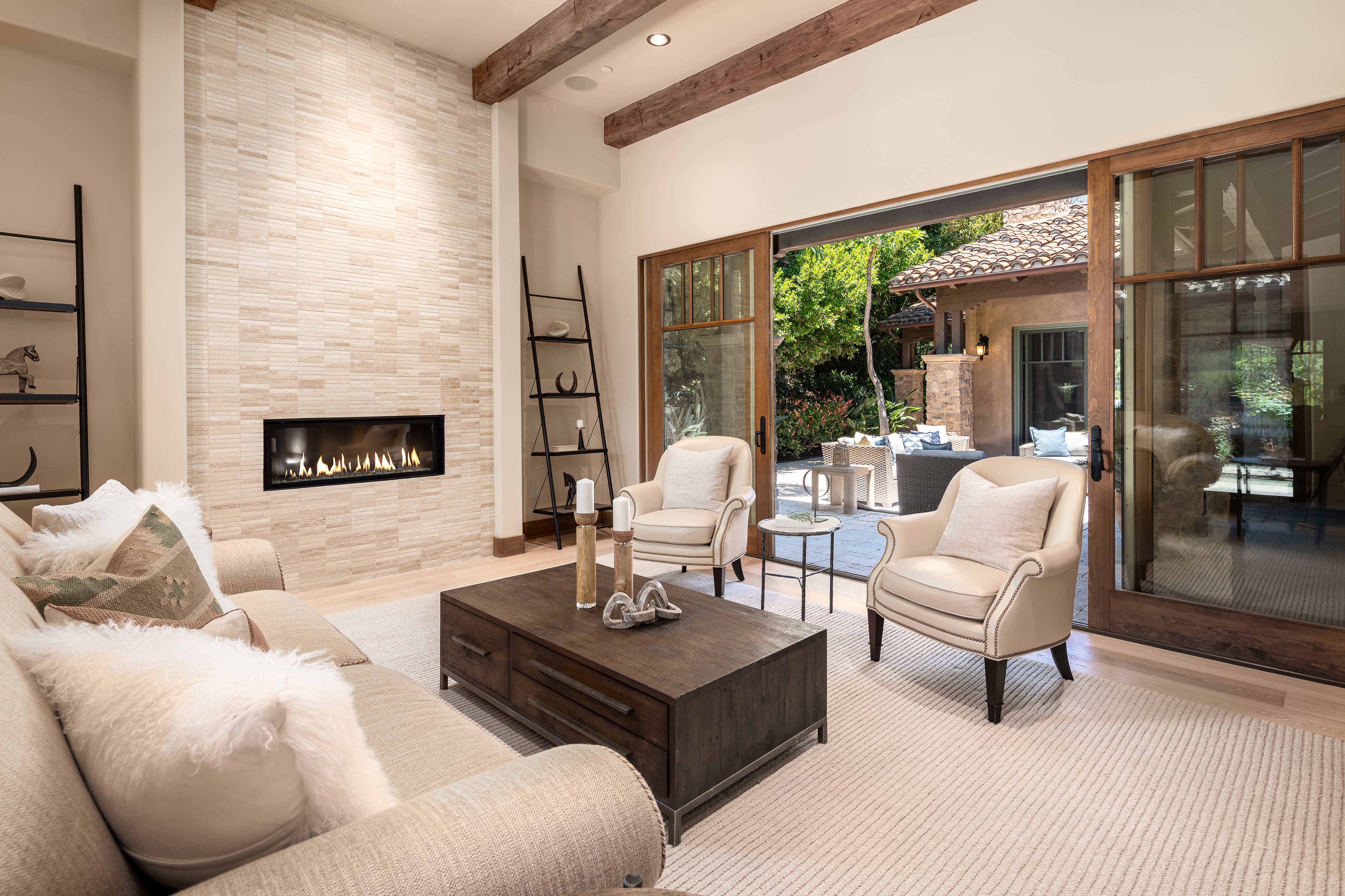 18504 Calle La Serra 