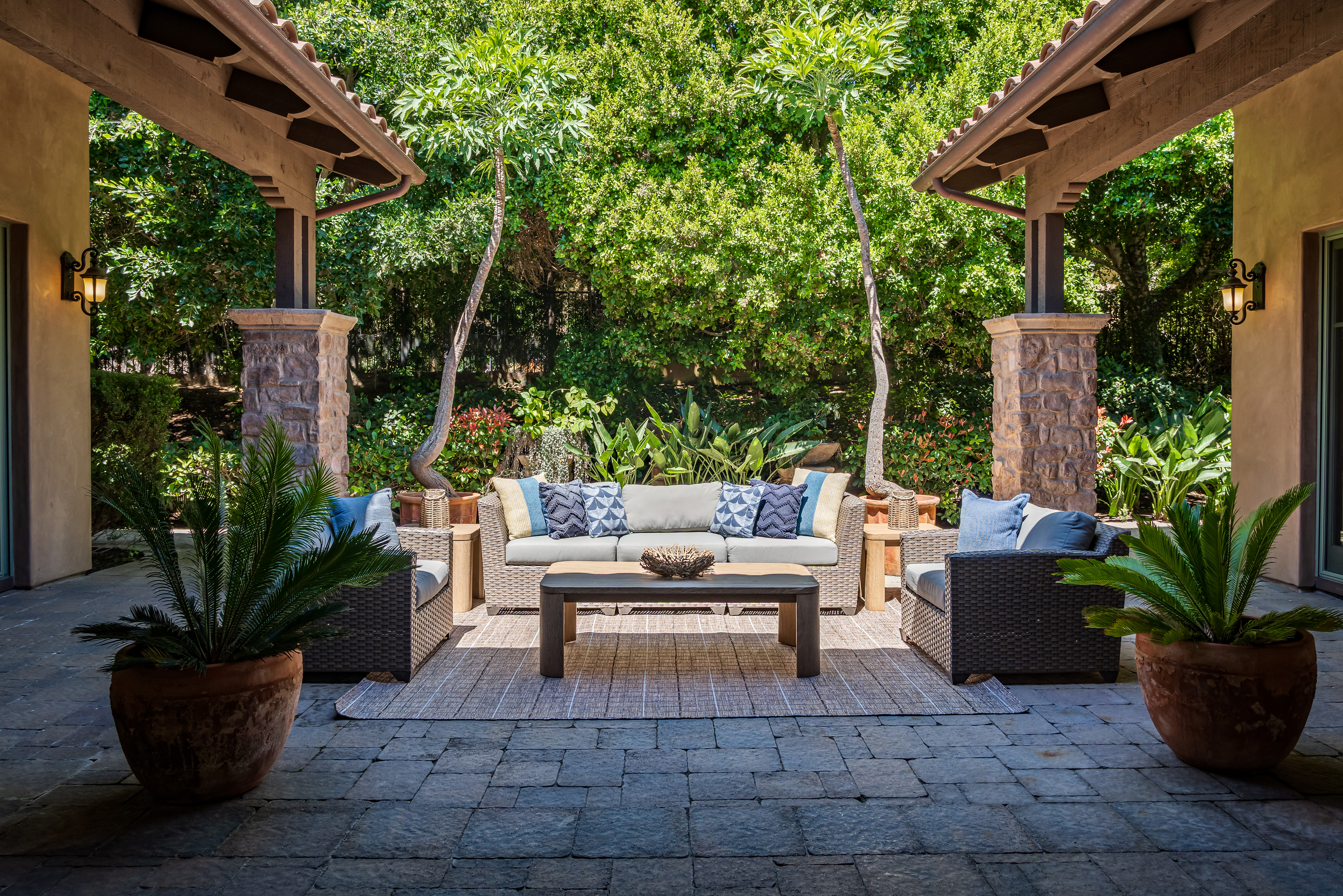 18504 Calle La Serra 