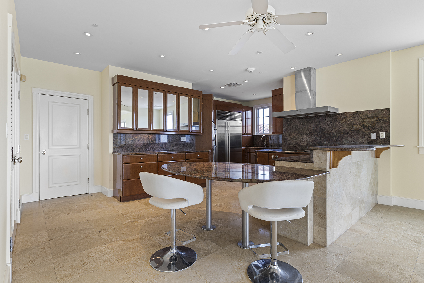 The Regent Grand, Suite PH 601 