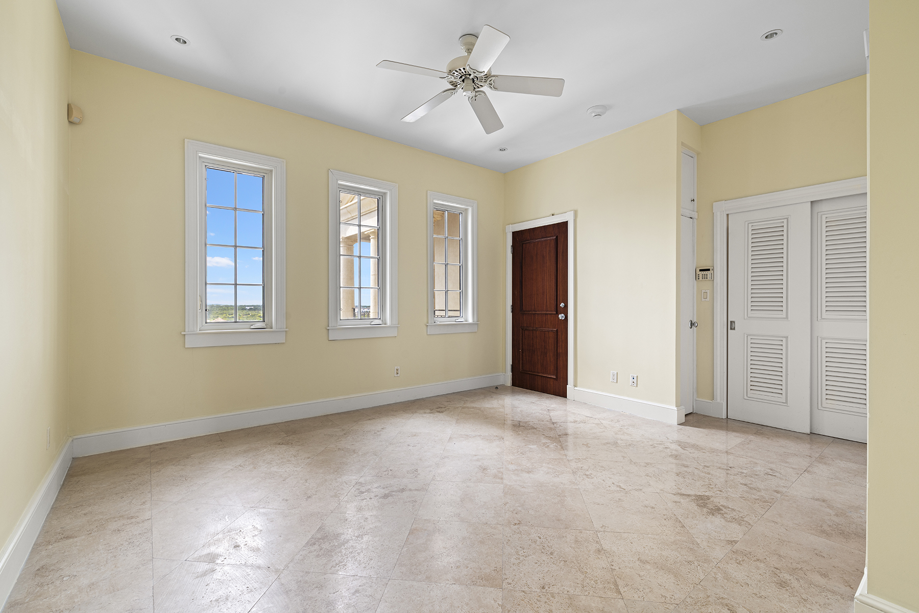 The Regent Grand, Suite PH 601 