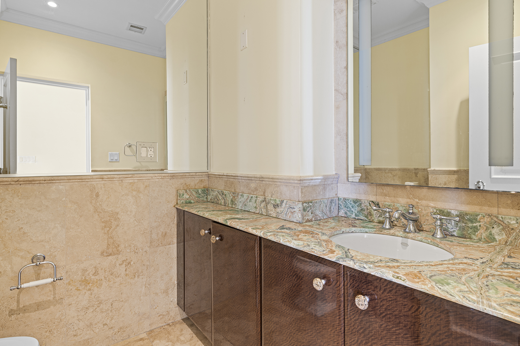 The Regent Grand, Suite PH 601 