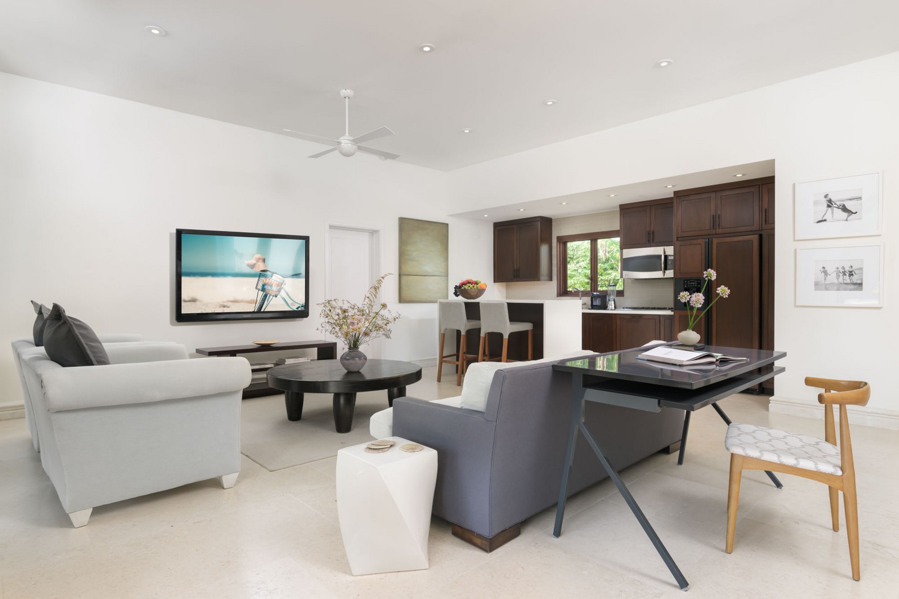 La Dolce Vita Beachfront Estate