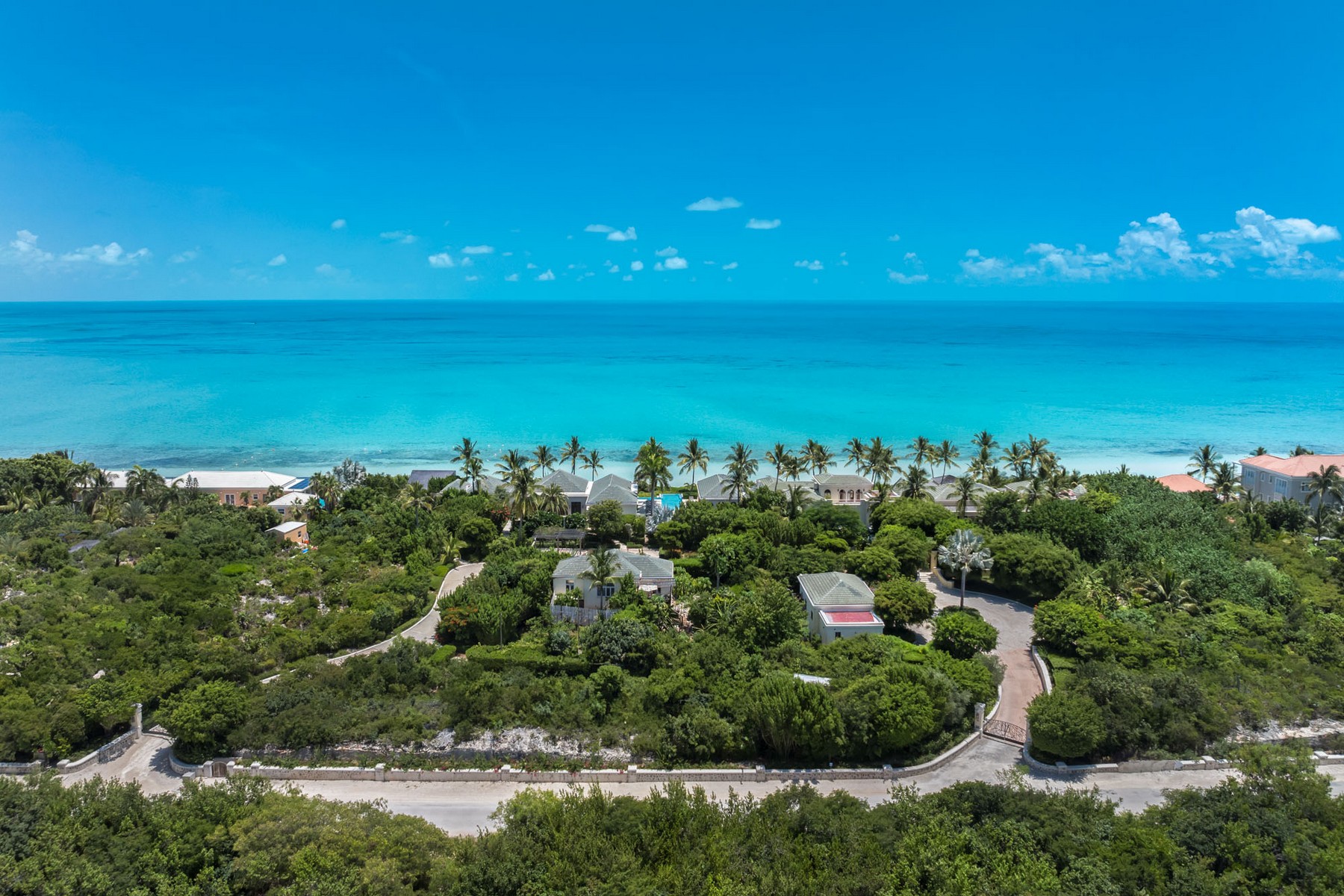 La Dolce Vita Beachfront Estate