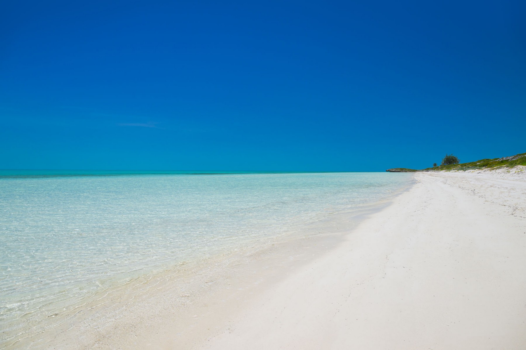 La Dolce Vita Beachfront Estate