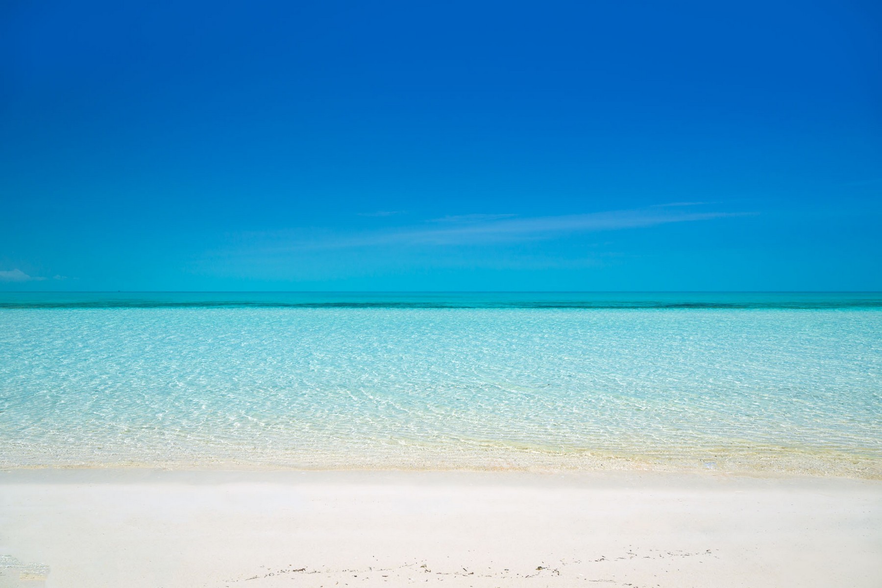 La Dolce Vita Beachfront Estate