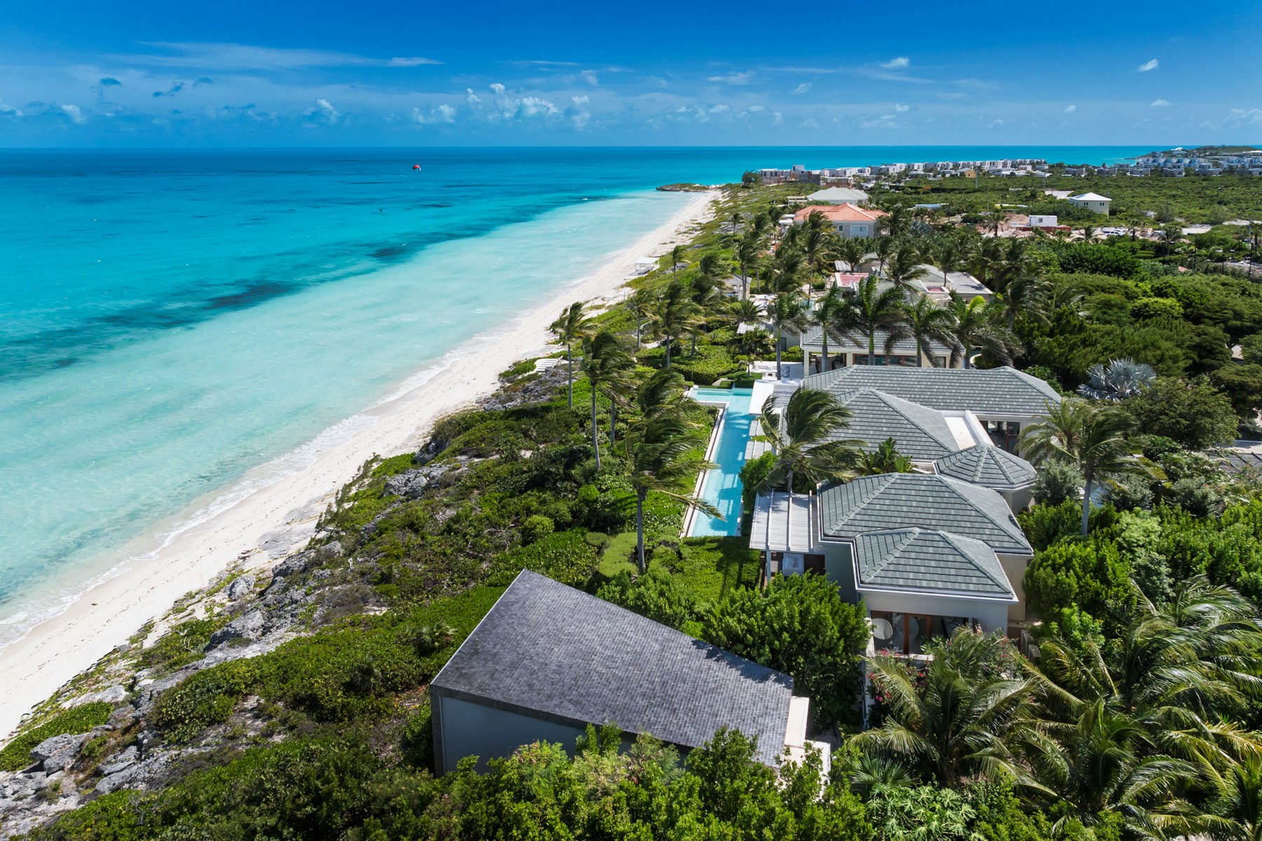 La Dolce Vita Beachfront Estate