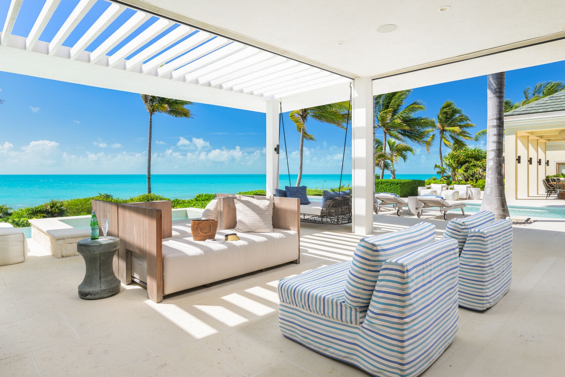 La Dolce Vita Beachfront Estate