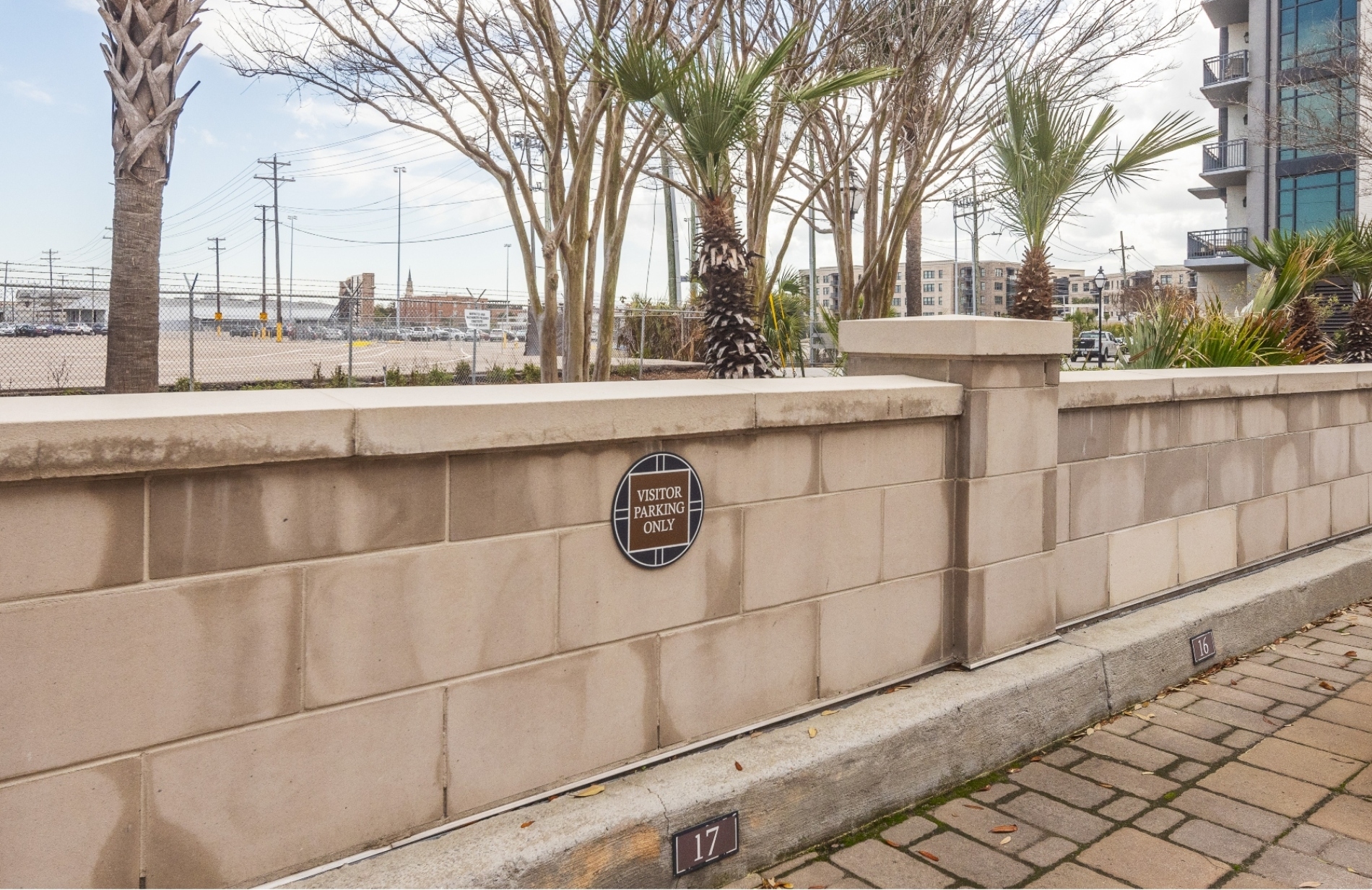 2 Laurens Street Unit 4D