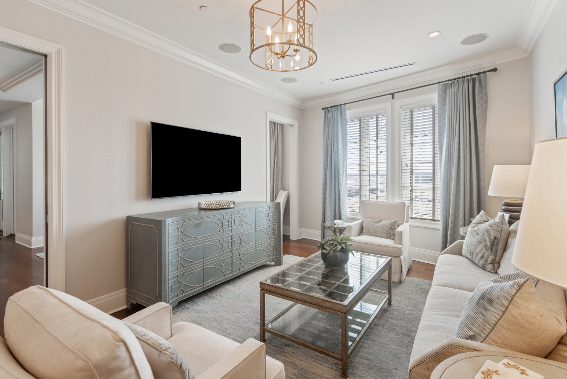 2 Laurens Street Unit 4D