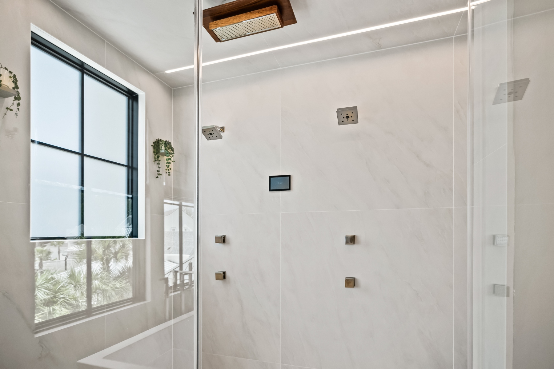700 Stucco Lane
