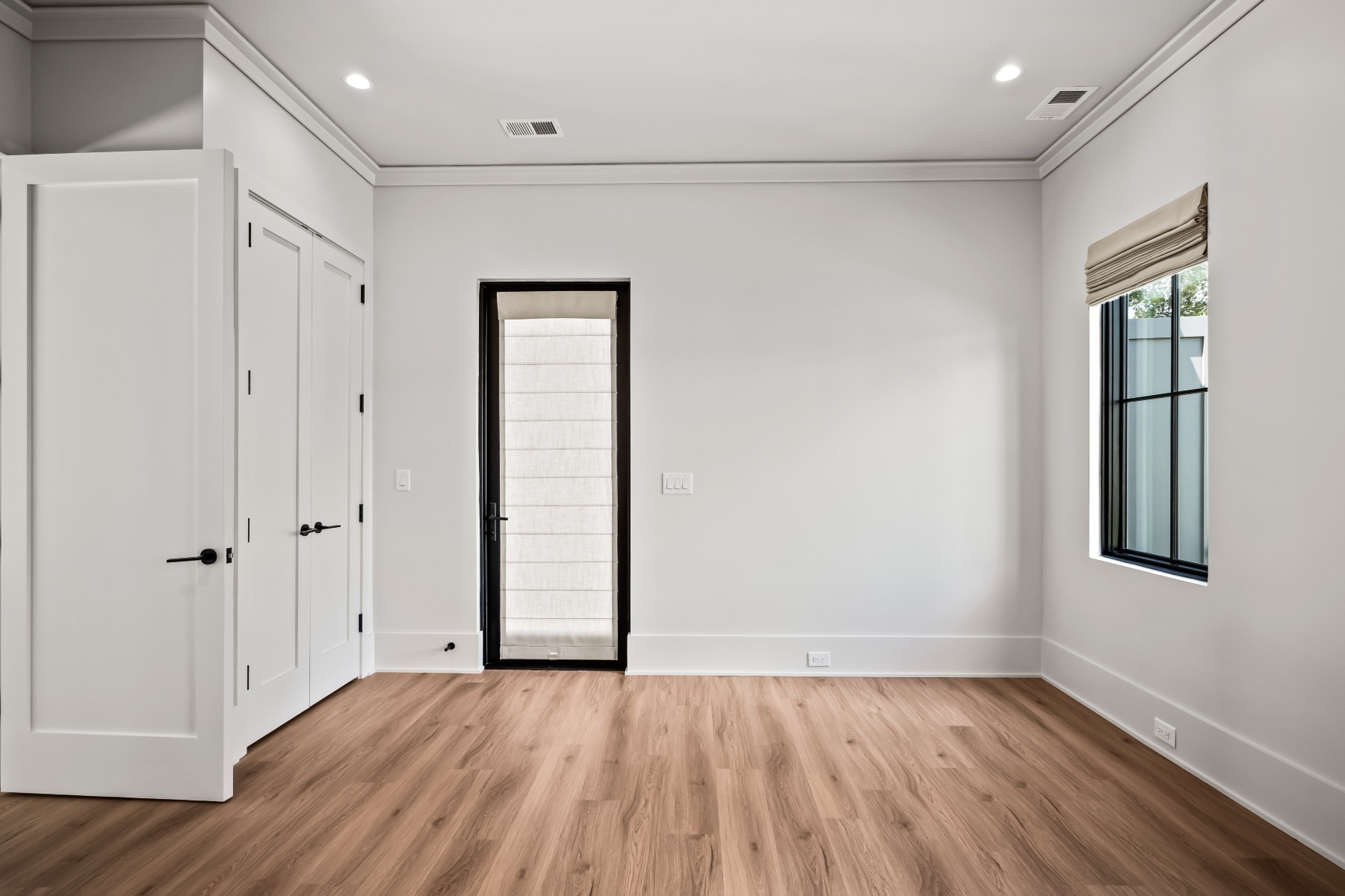 700 Stucco Lane