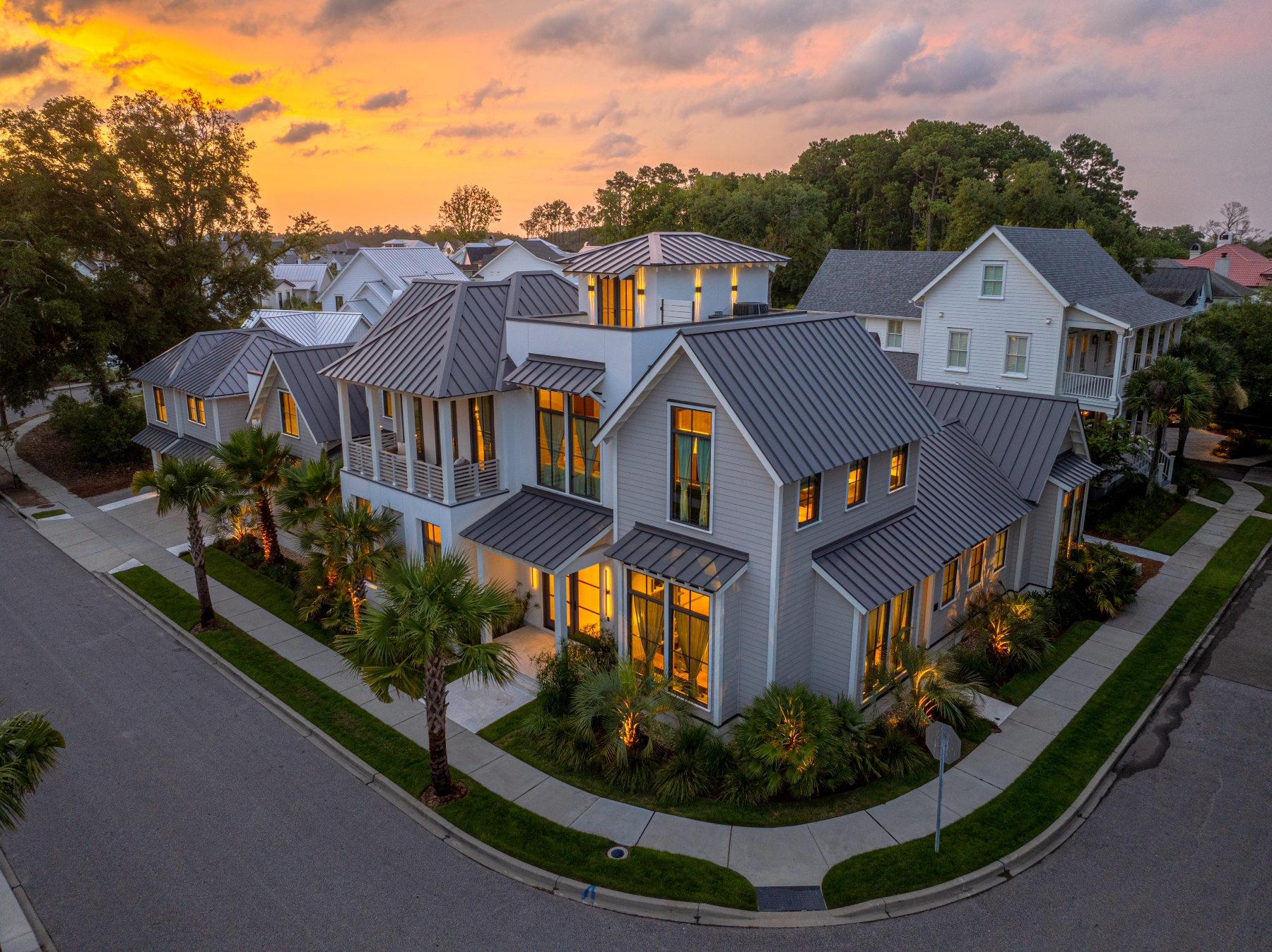 700 Stucco Lane