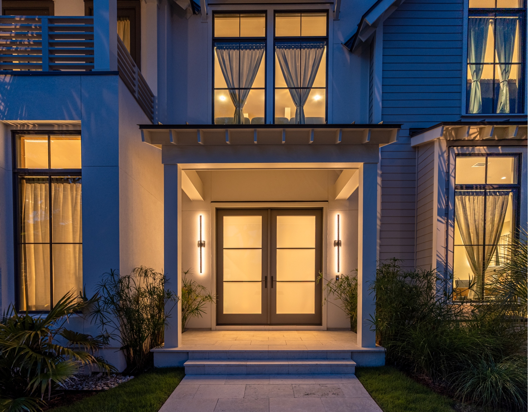 700 Stucco Lane