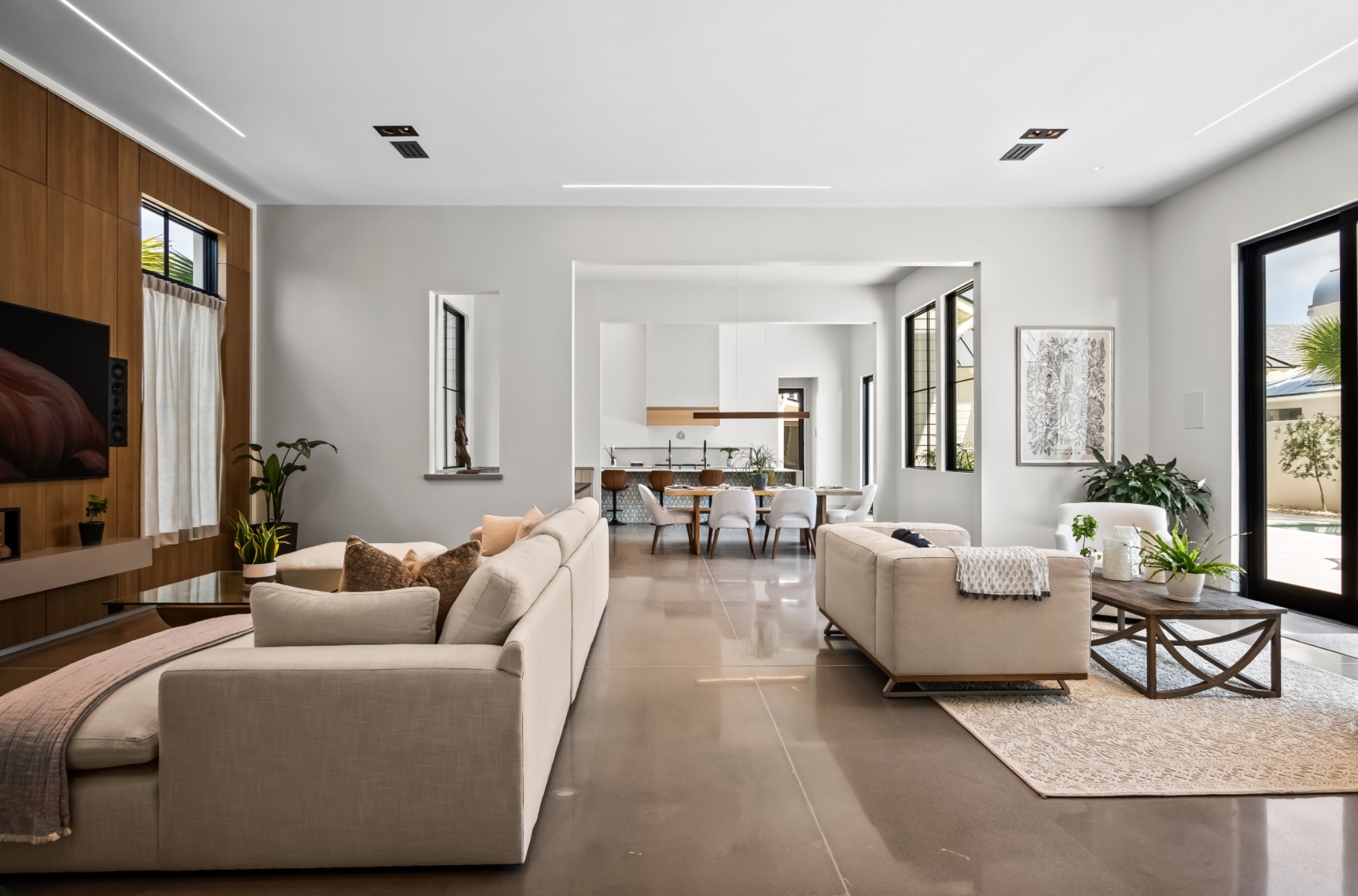 700 Stucco Lane