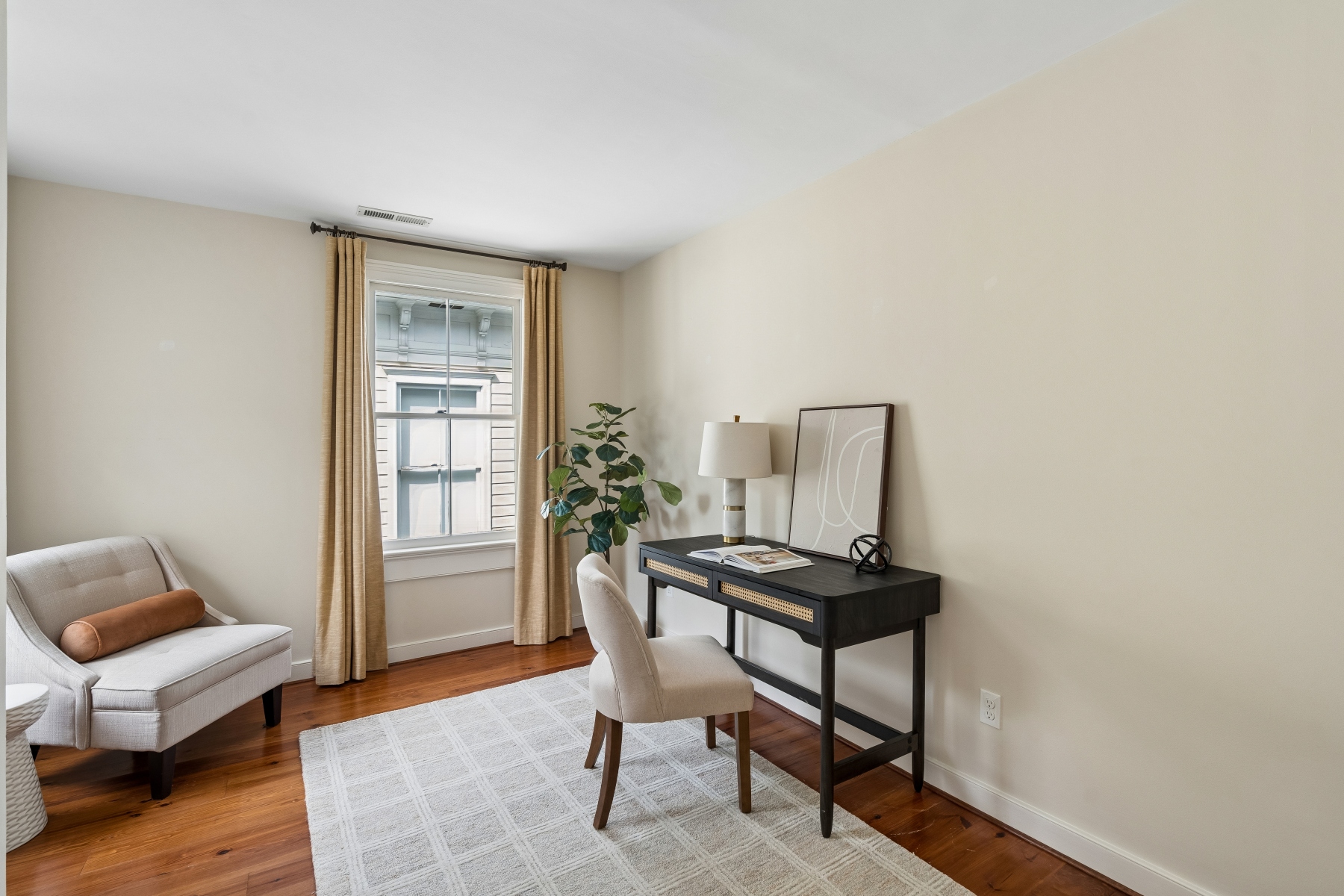 57 Vanderhorst Street