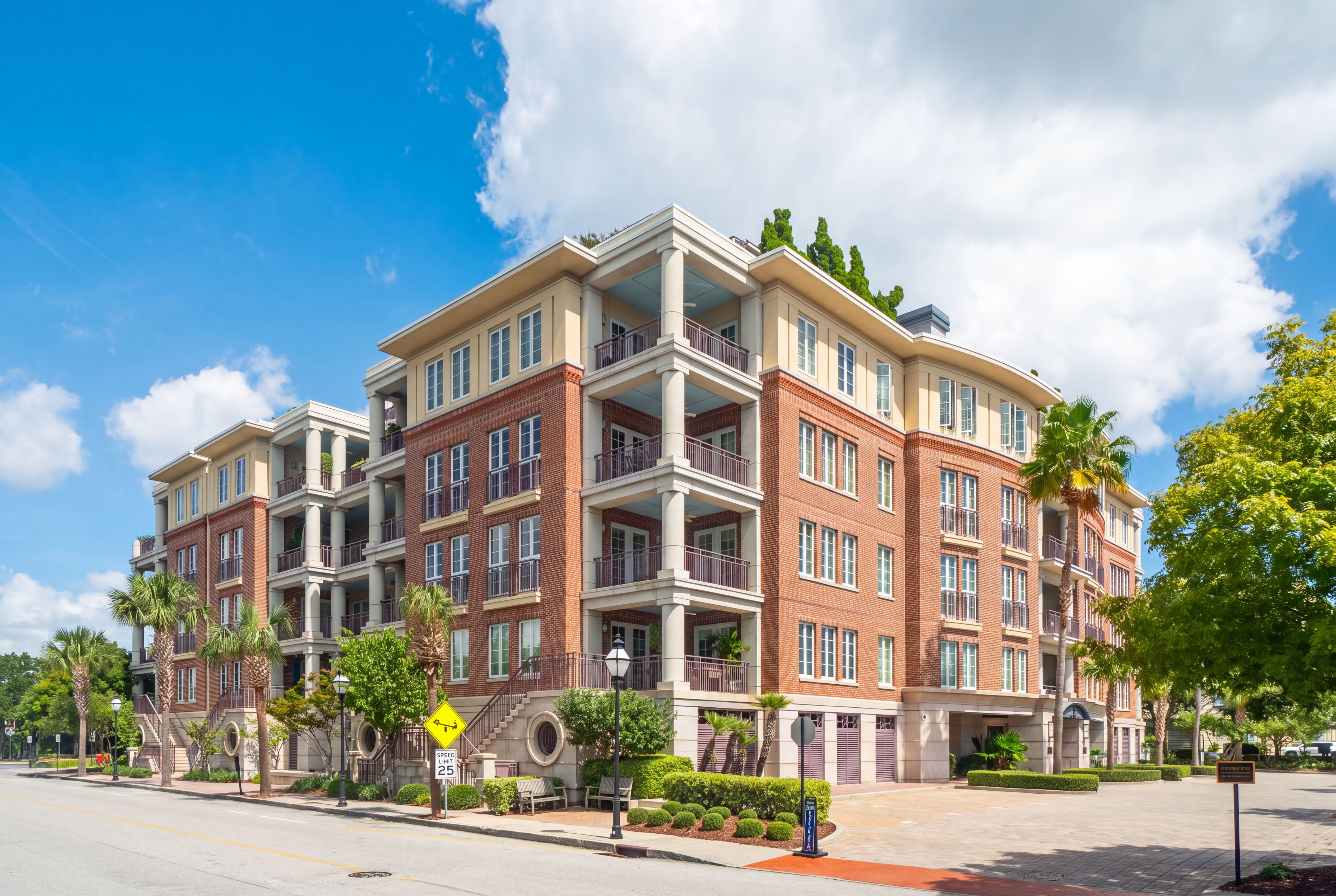 2 Laurens Street Unit 2C